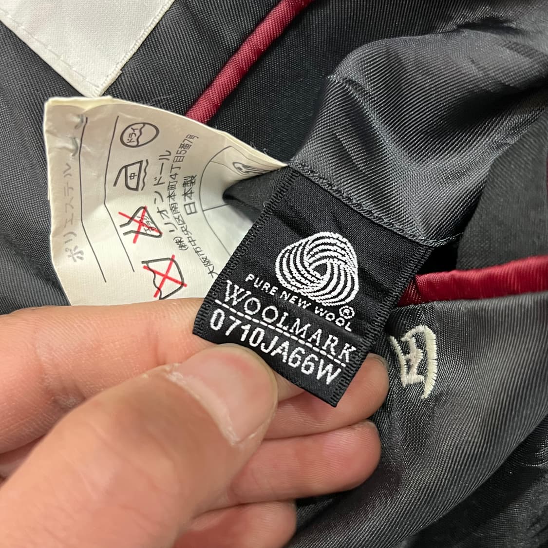  요지야마모토 3버튼 울 블레이저 y16169 상품이미지9