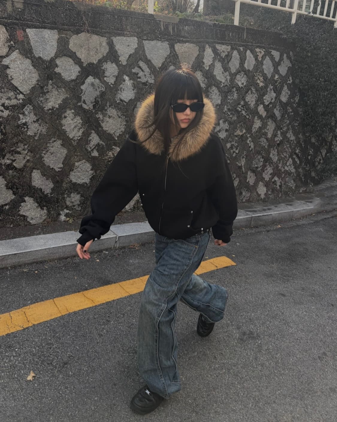 [unisex] 섀도우 스터드 라쿤퍼 후드집업 상품이미지4