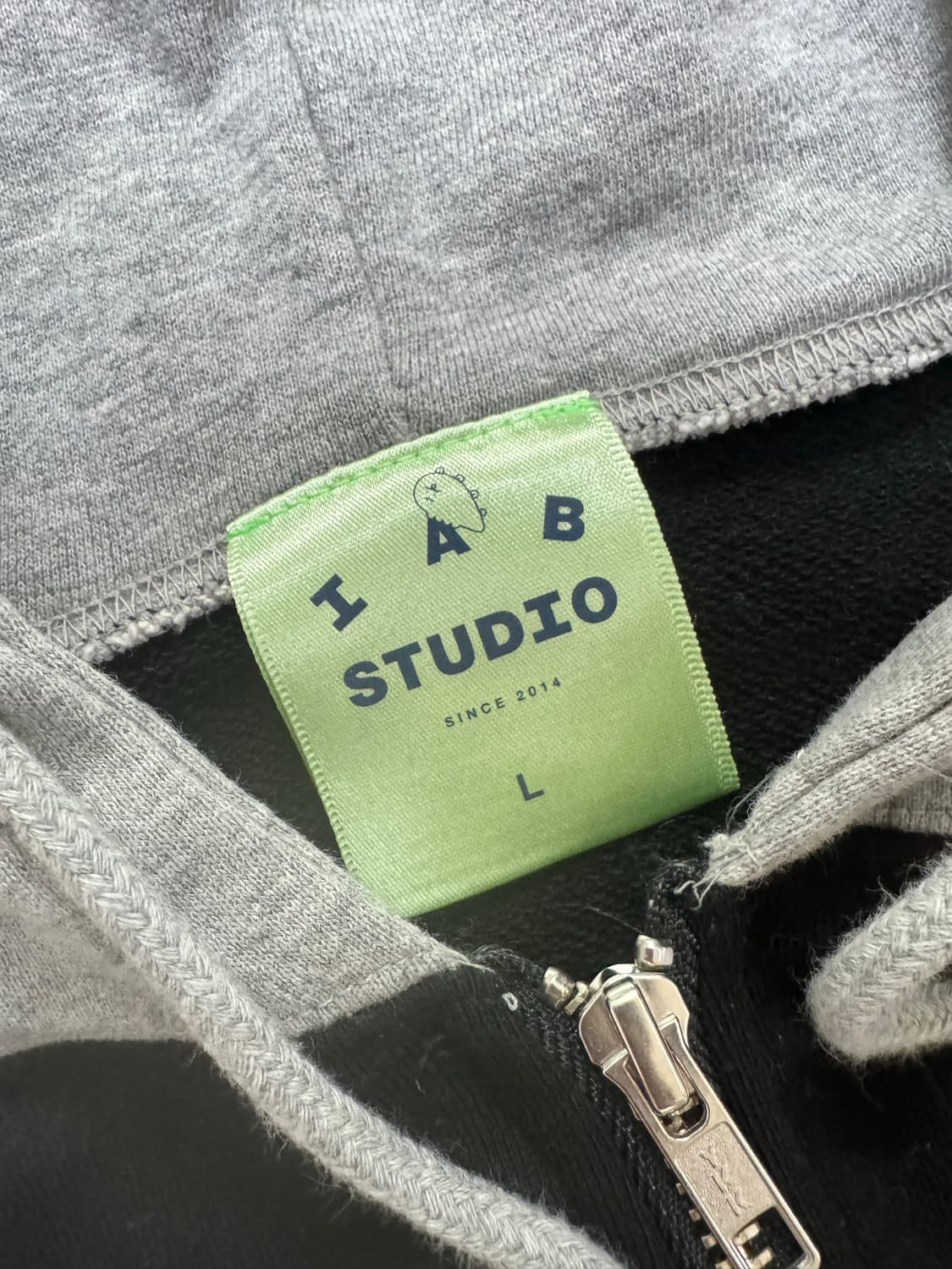 IAB Studio 아이앱 스튜디오 니니즈 후드집업 L 상품이미지5