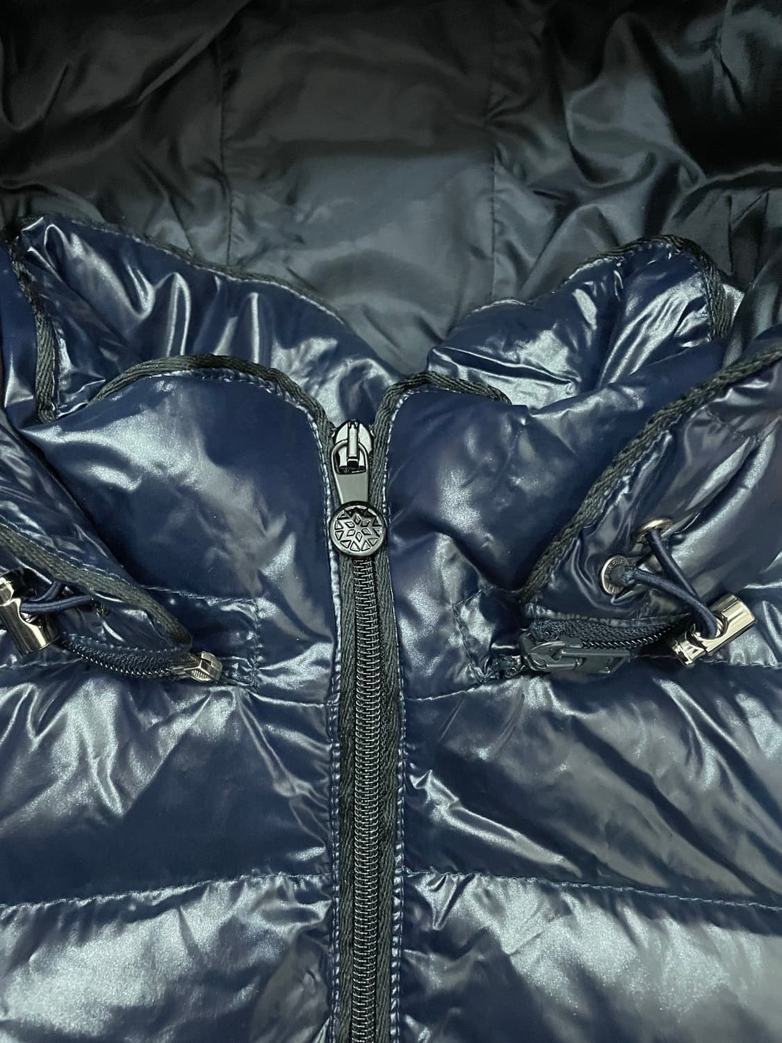 피레넥스 디바인 샤이니 덕다운 패딩 자켓 네이비 상품이미지6