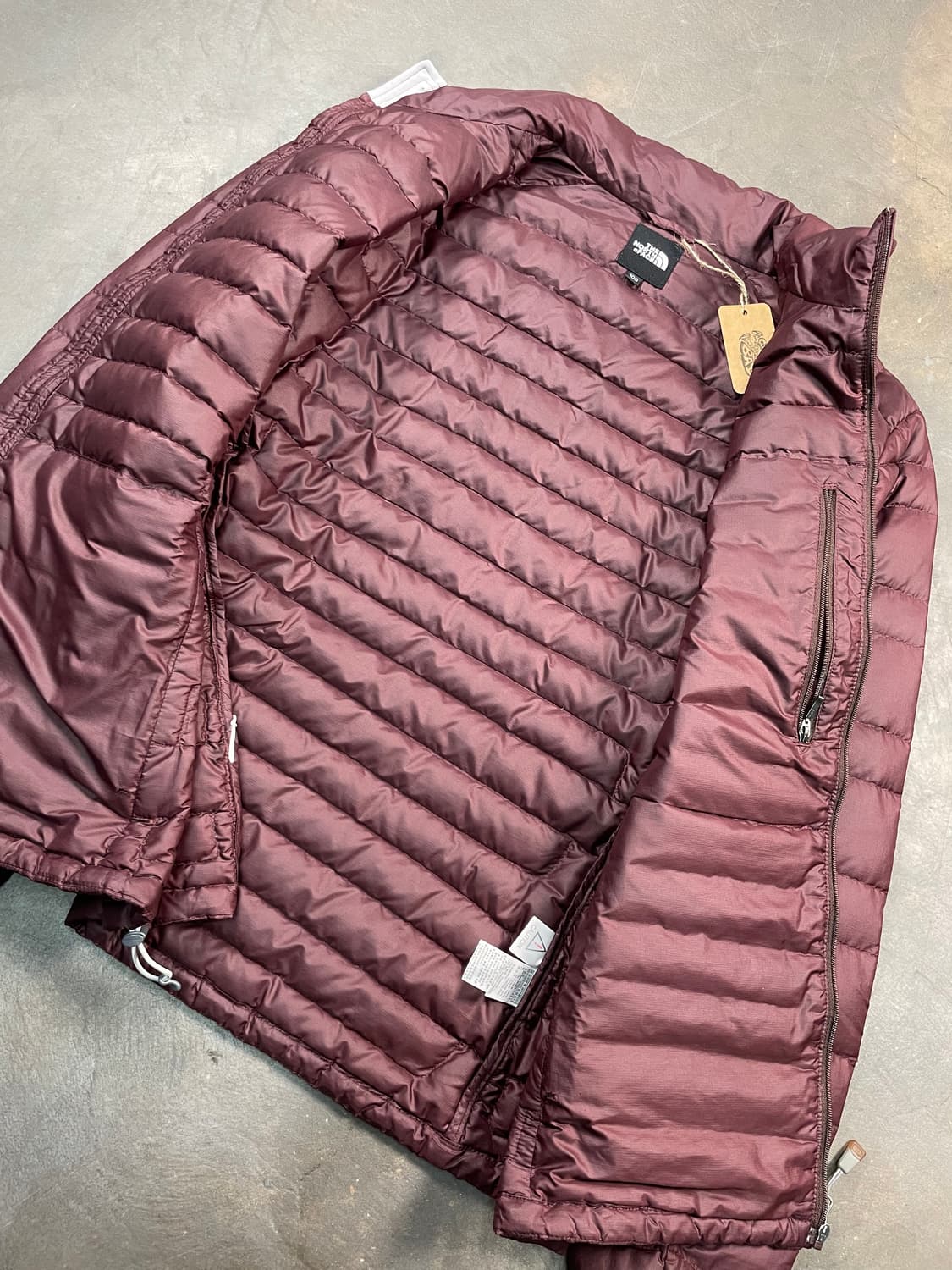 노스페이스 경량 패딩 상품이미지3