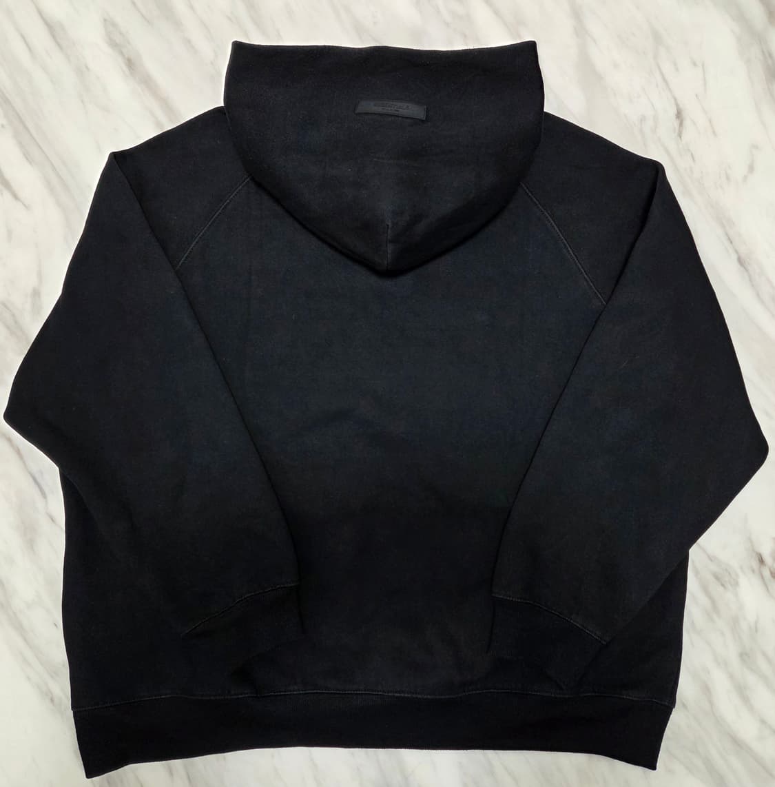 피오갓에센셜 블랙 후드티 상품이미지2