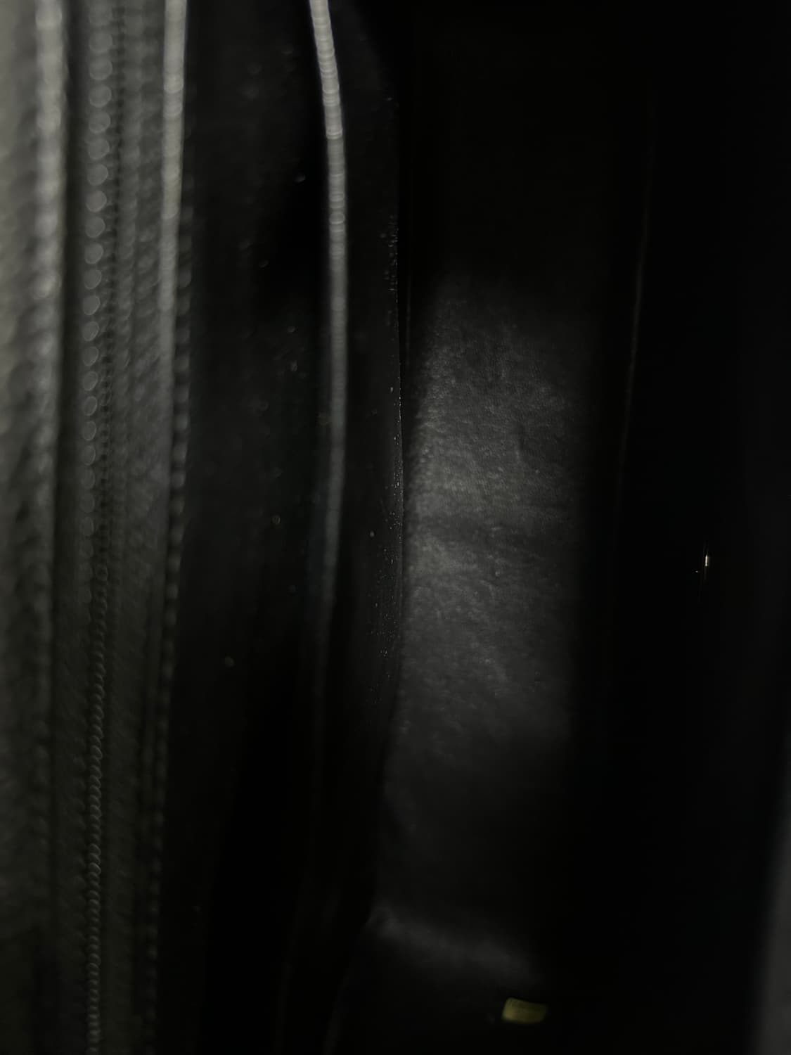 [A+ 정품] 샤넬 클래식 캐비어 라지 블랙 은장 상품이미지8