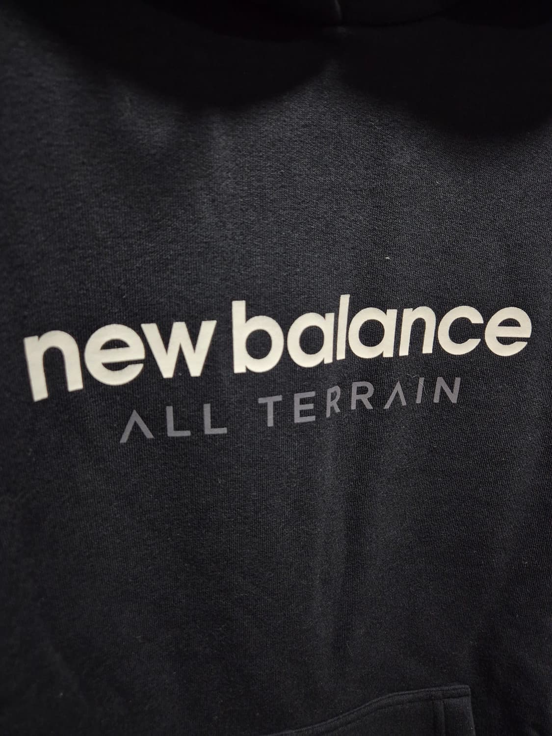 (세일)(새상품)뉴발란스 올 터레인 기모 후드티 블랙 상품이미지3