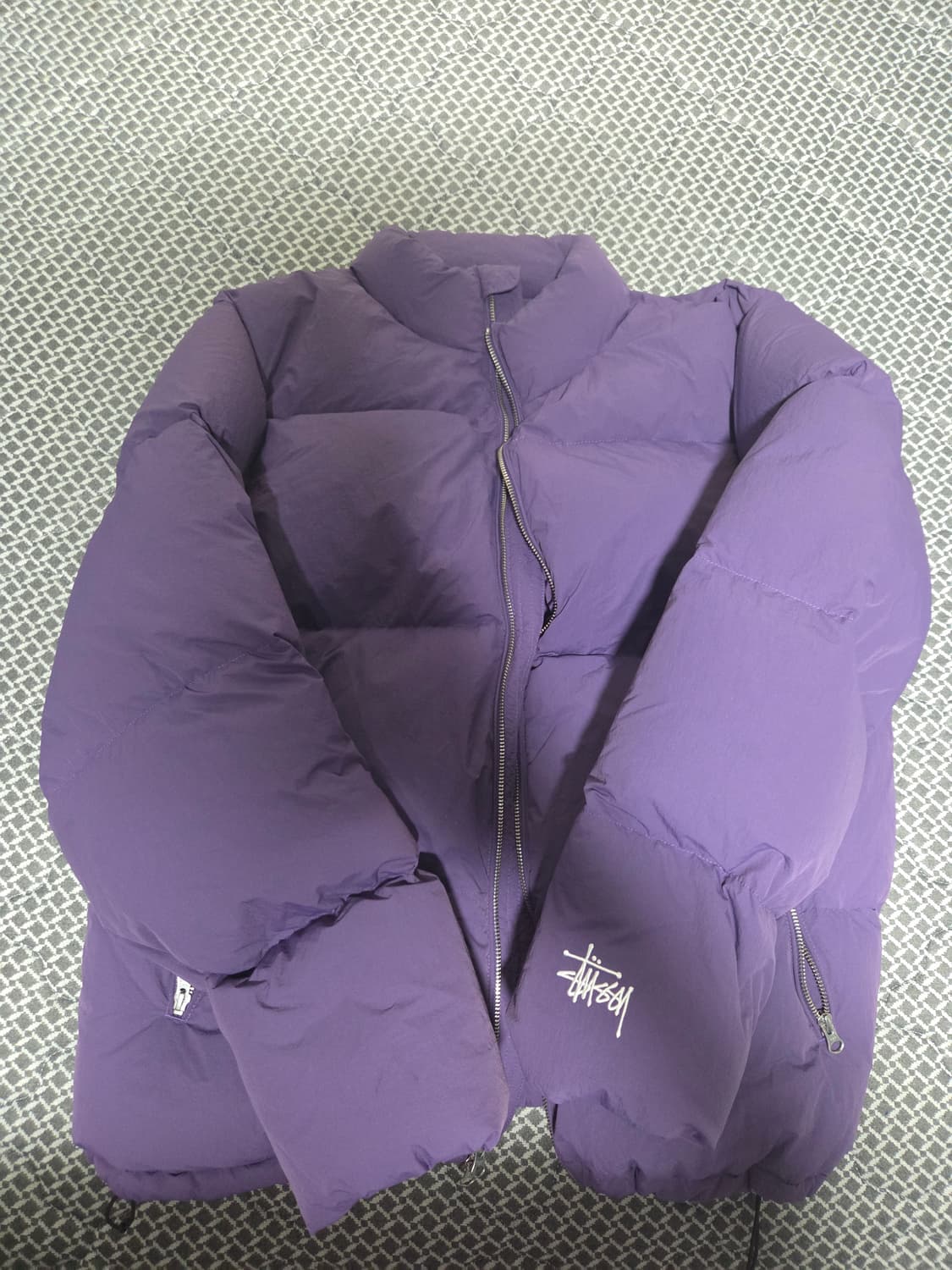 스투시 다운 패딩 퍼플 L 상품이미지2