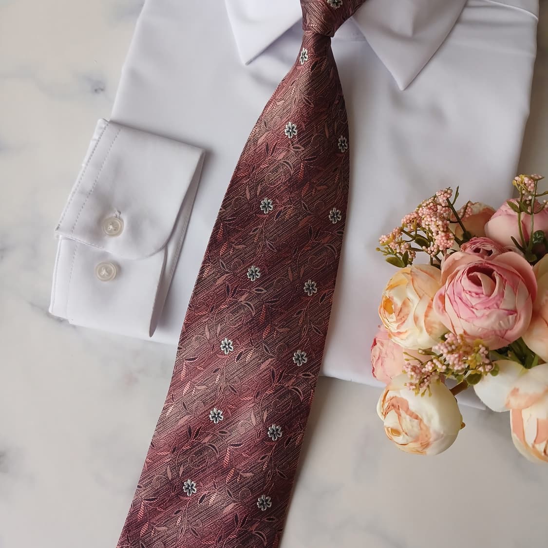 니나리치 실크 플로럴 자카드 넥타이 9.7cm A+등급 A19783
 상품이미지2