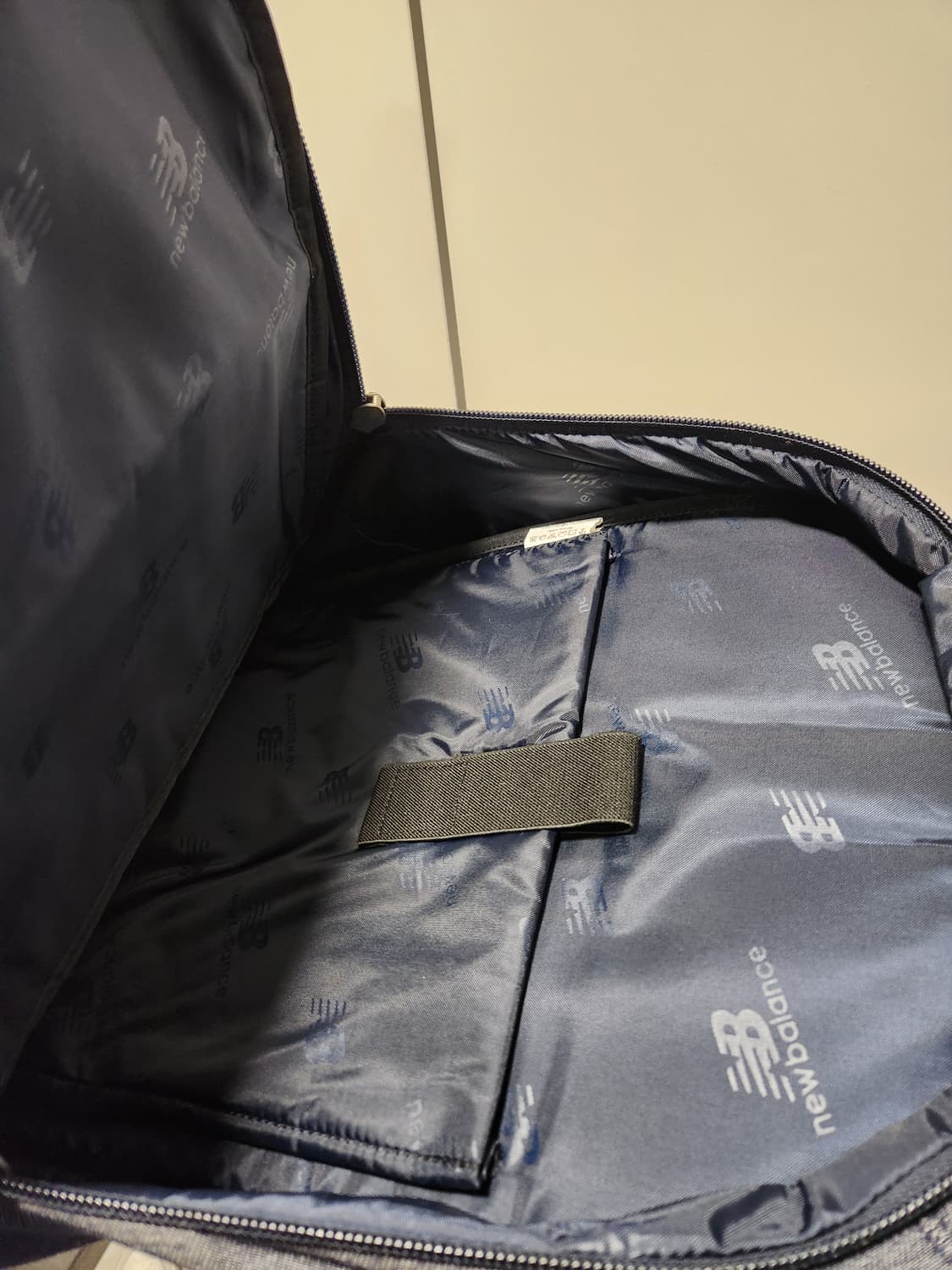 뉴발란스 빅 백팩 상품이미지4