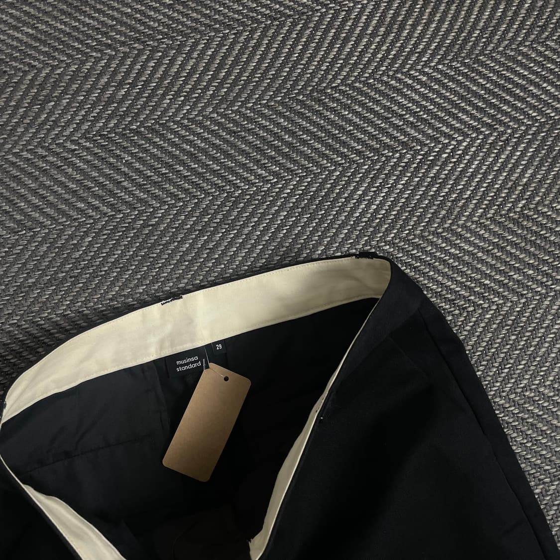 무신사 스탠다드 슬림핏 코튼 치노 팬츠o 5023 상품이미지5