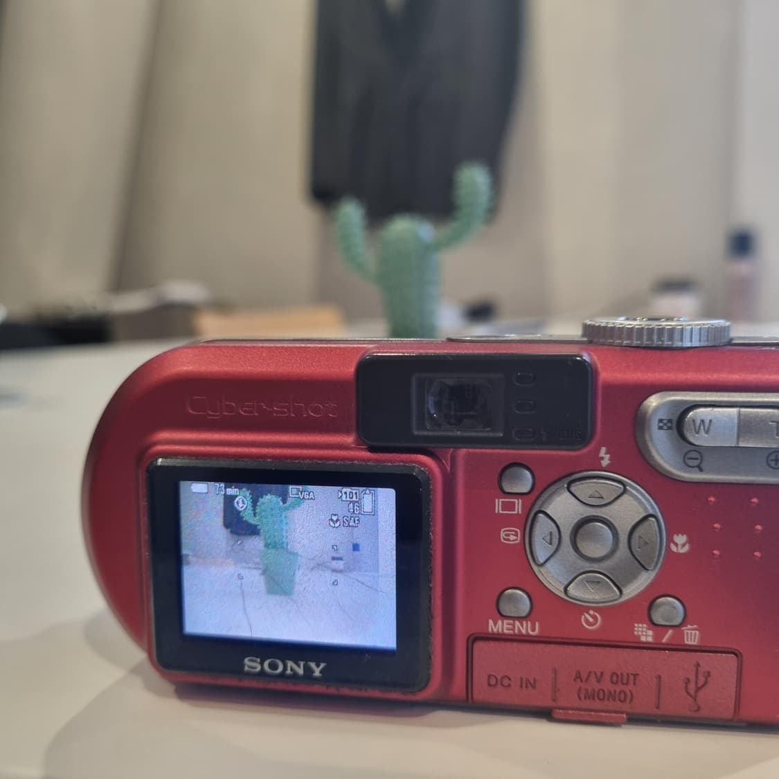 일본 소니 빨강 디카 사이버샷 빈티지카메라 작동ok 레트로 똑딱이 상품이미지3