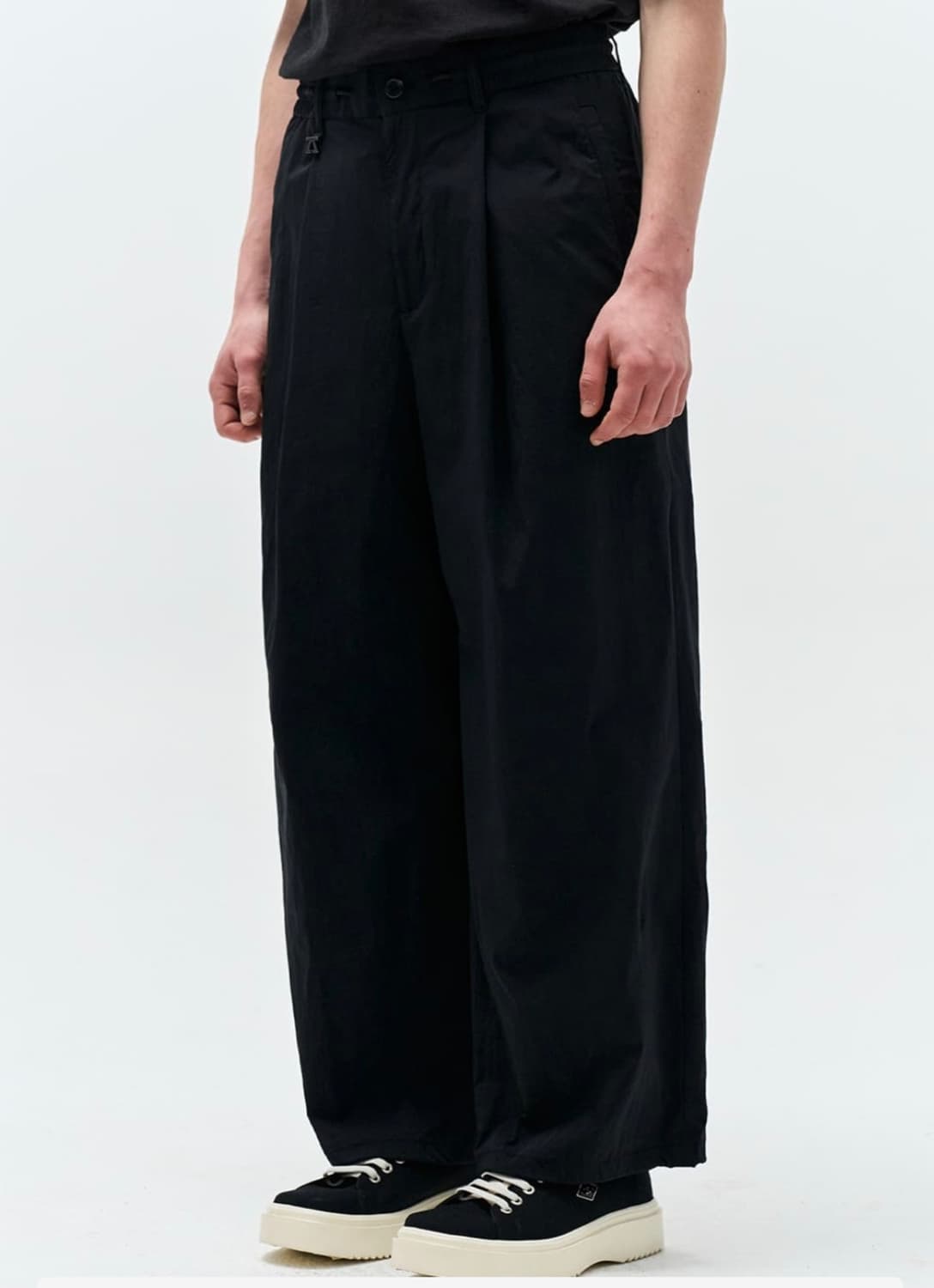 지오송지오 커브드 와이드 팬츠 블랙 30-32 상품이미지3