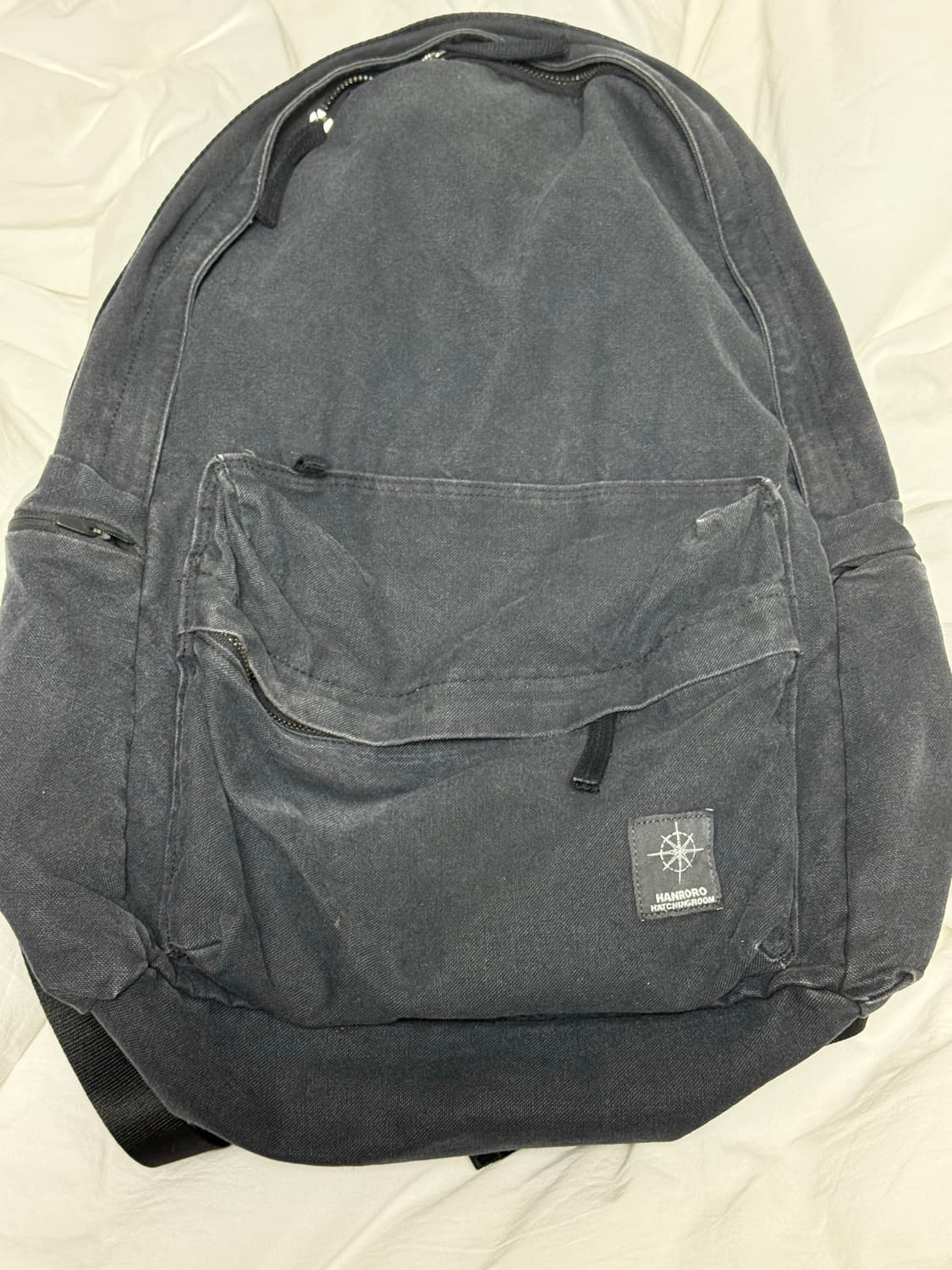 한로로 해칭룸 백팩 상품이미지1