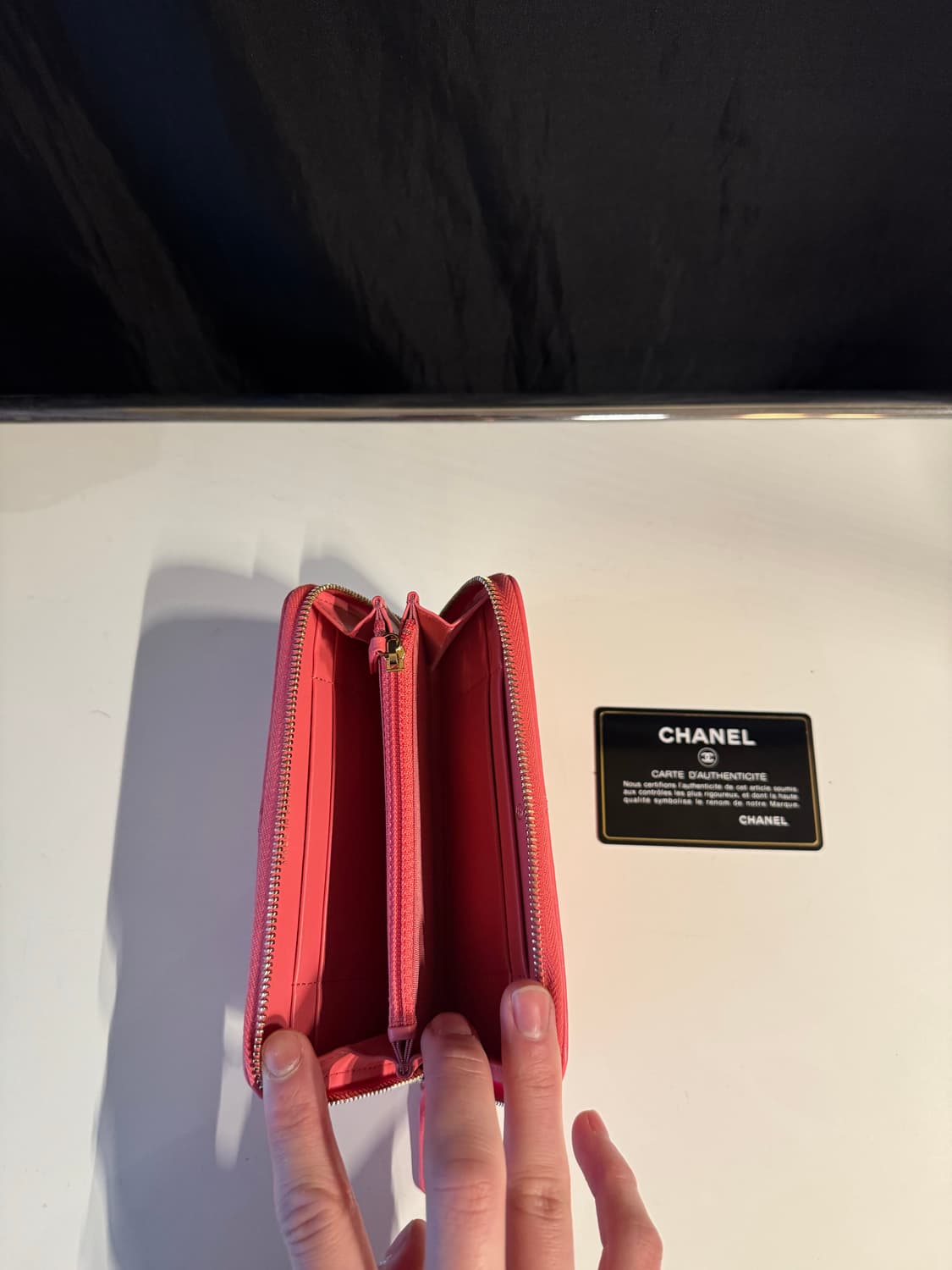 샤넬 클래식 퀄티드 캐비어 지갑 핑크 (2021) 상품이미지5