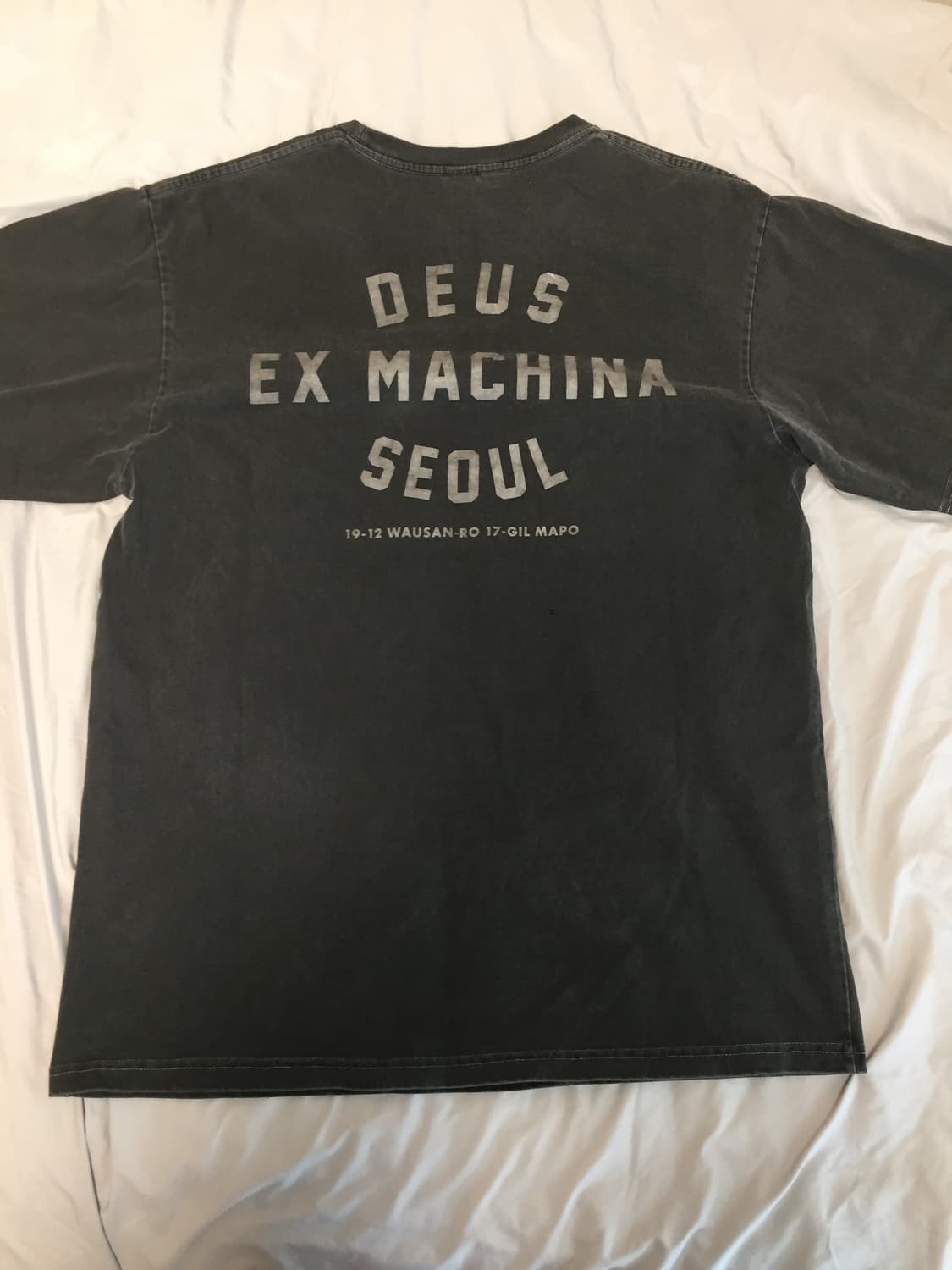 데우스엑스마키나 DEUS 빈티지 워시드 서울 반팔 티셔츠 차콜 L 상품이미지3