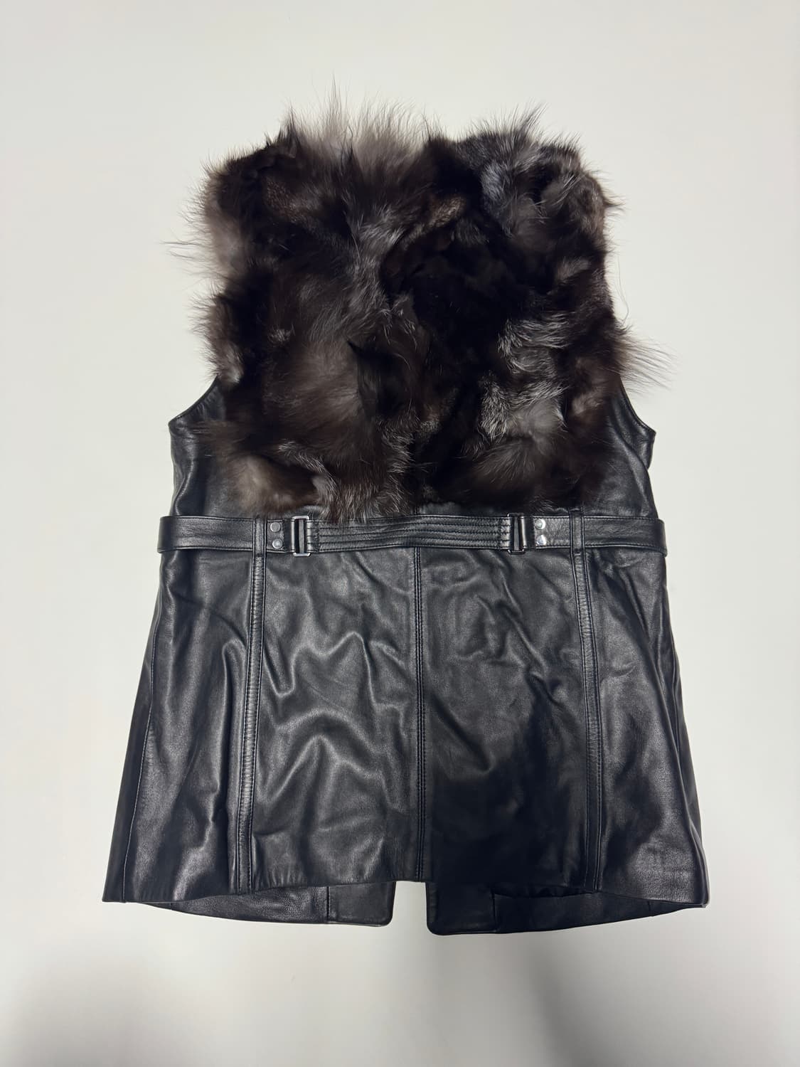 여성 카시바디 리얼 폭스퍼 양가죽 버튼 베스트 55 상품이미지2