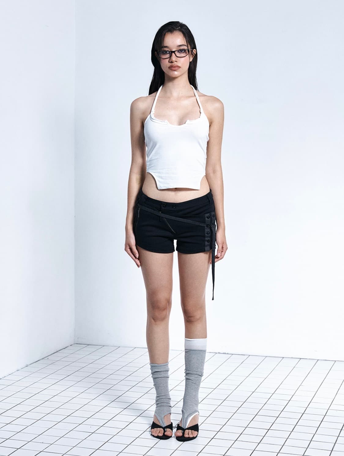 (새상품) 플노팔 타나 버튼 쇼츠 딥블랙 플리즈노팔로우 상품이미지4