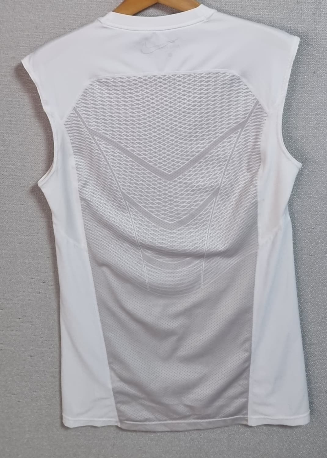 XL ) 나이키 프로 컴프레션 화이트 머슬핏 민소매 상품이미지2