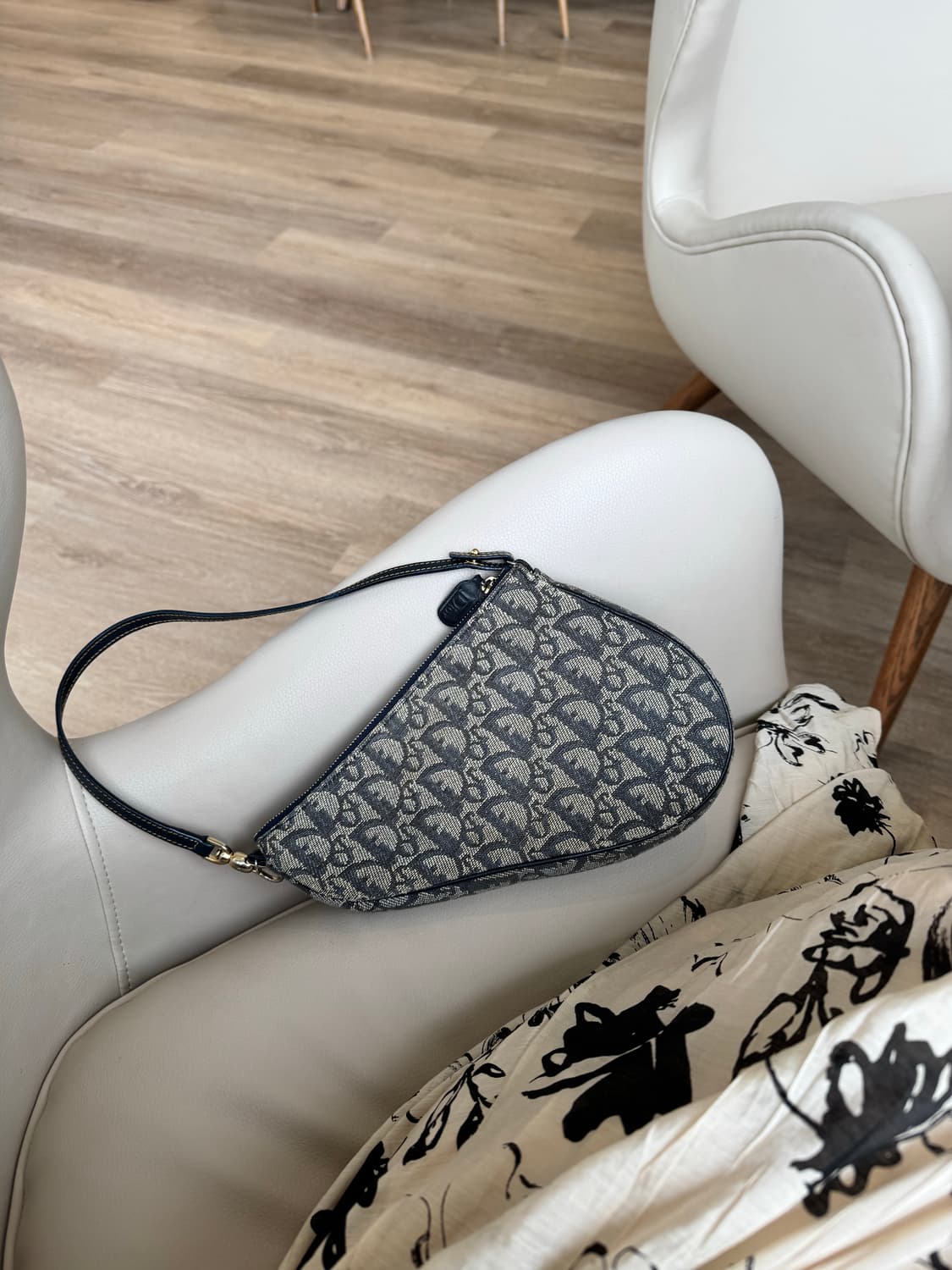 디올 오블리크 미니 새들백 상품이미지2