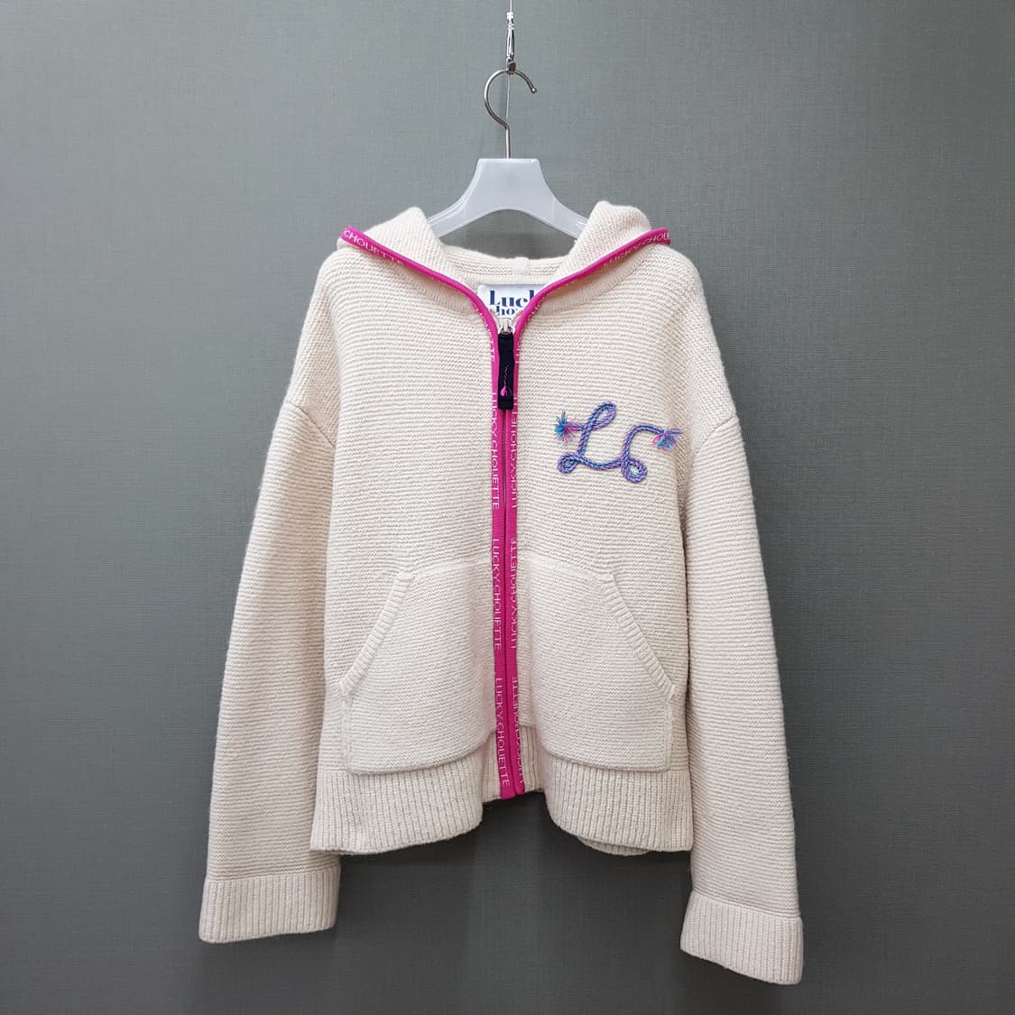 럭키슈에뜨 2020 배색 포인트 후드 니트 집업 F사이즈 상품이미지1