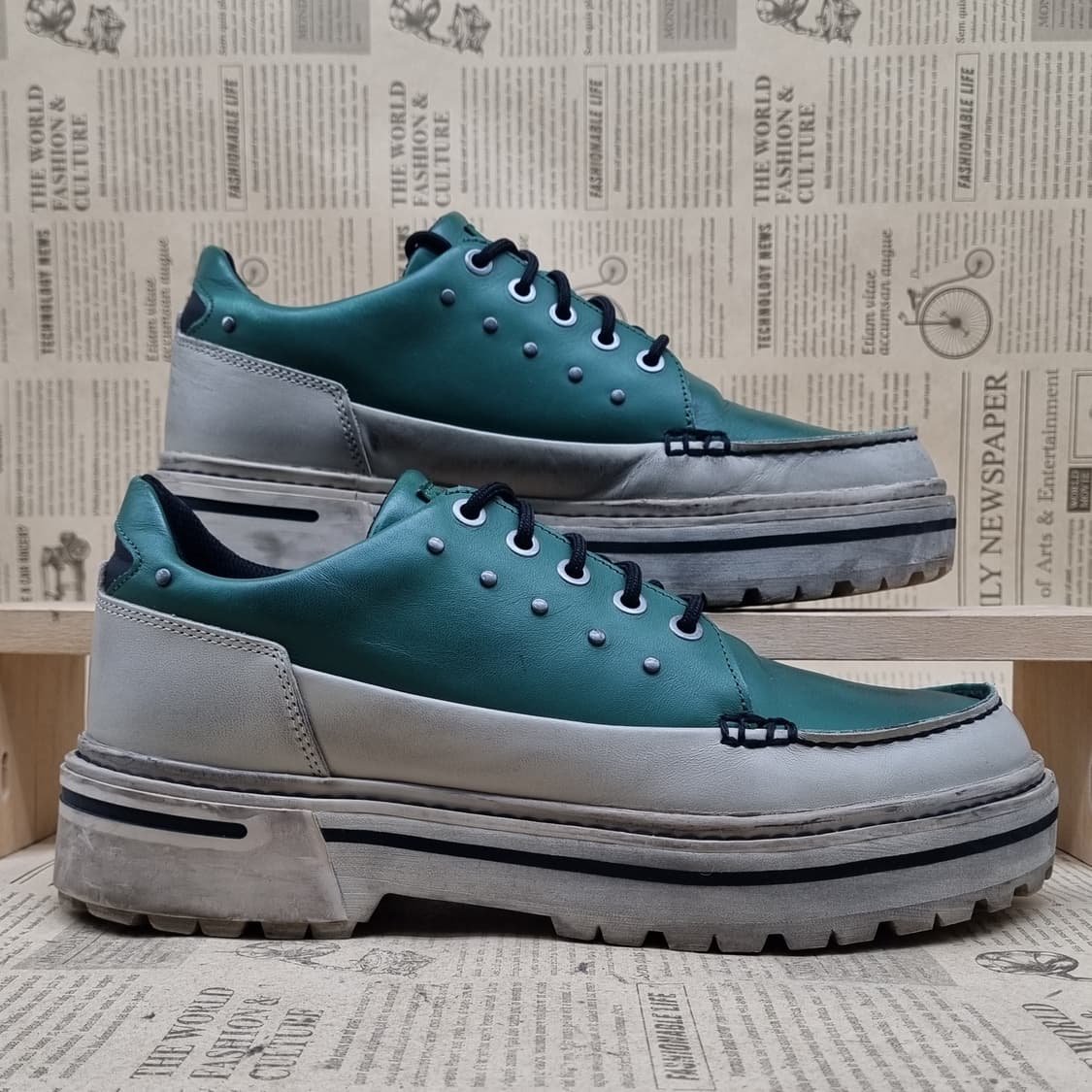 오니츠카타이거 안드레아 폼필리오 255 상품이미지1