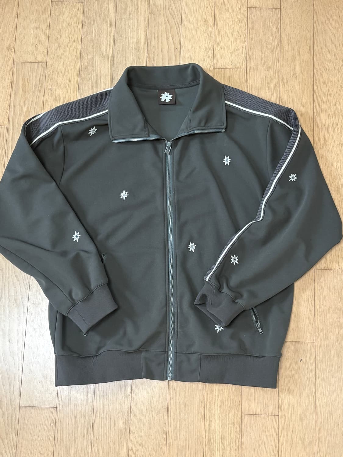 썬러브 트랙자켓 브라운 M 상품이미지1