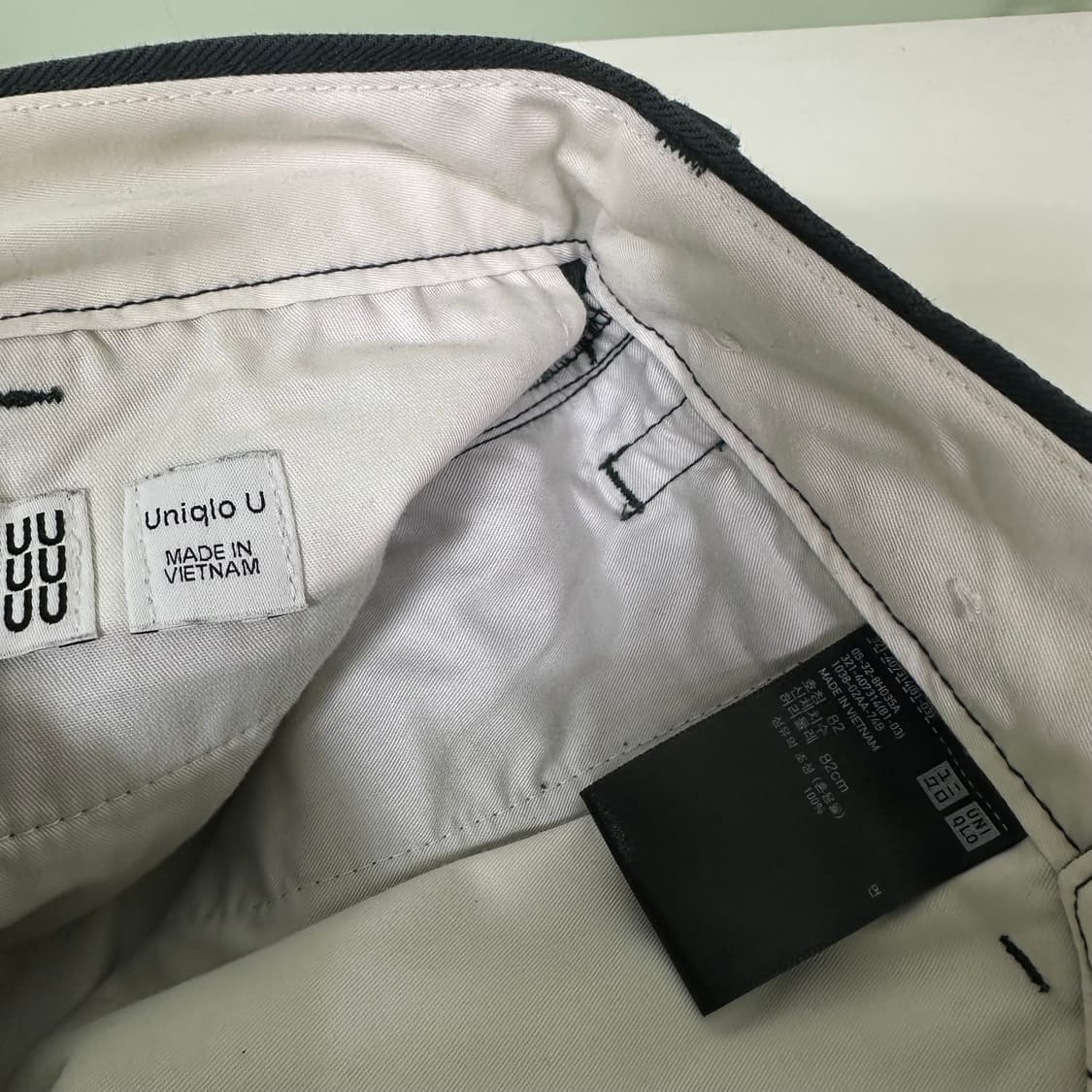 XL 유니클로U 하이웨스트 투턱 먹색 테이퍼드루즈핏 9부 치노팬츠 상품이미지2