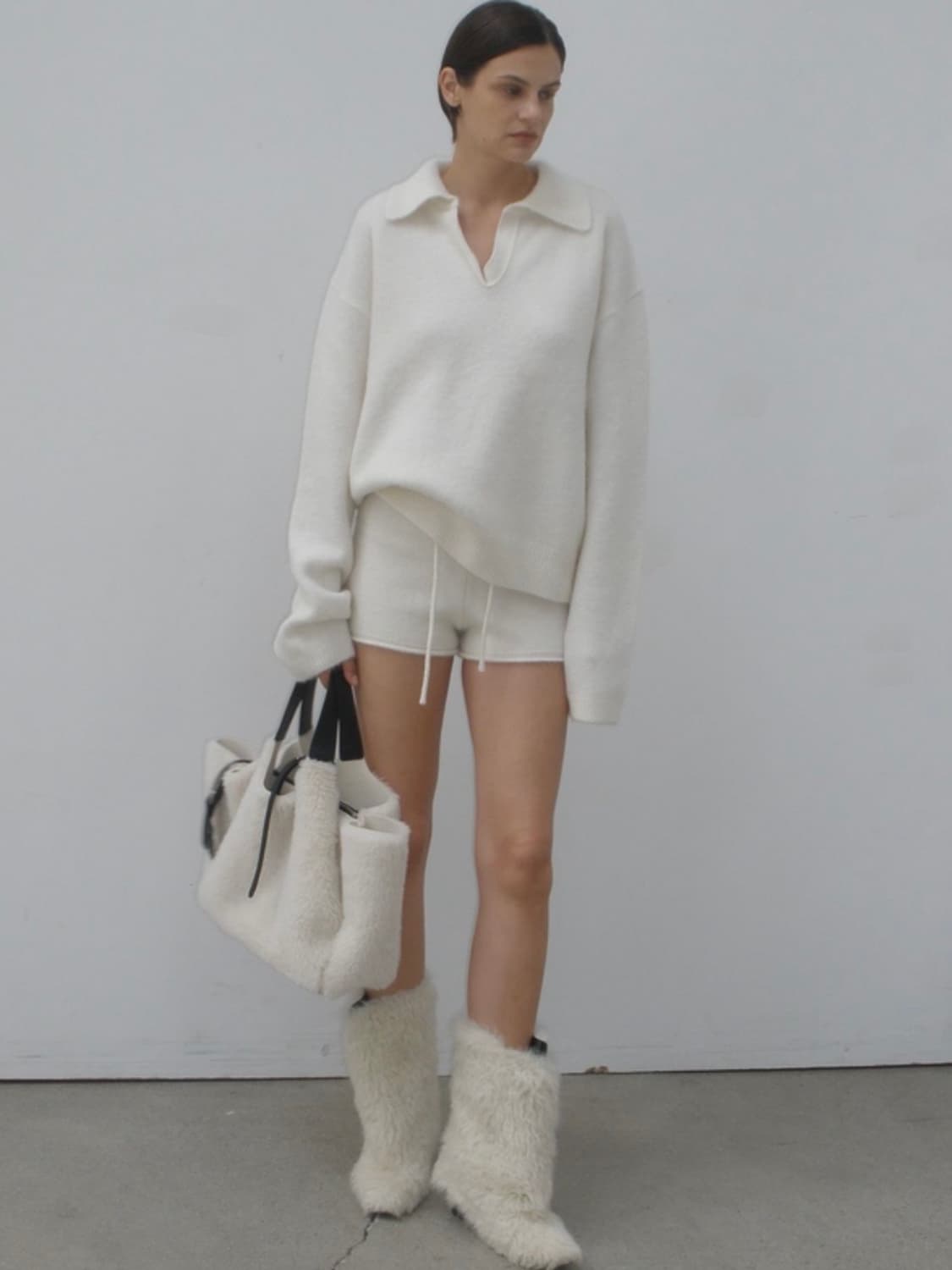 윤비누님 착용) 메틸 알파카 니트&숏팬츠 셋업 상품이미지1