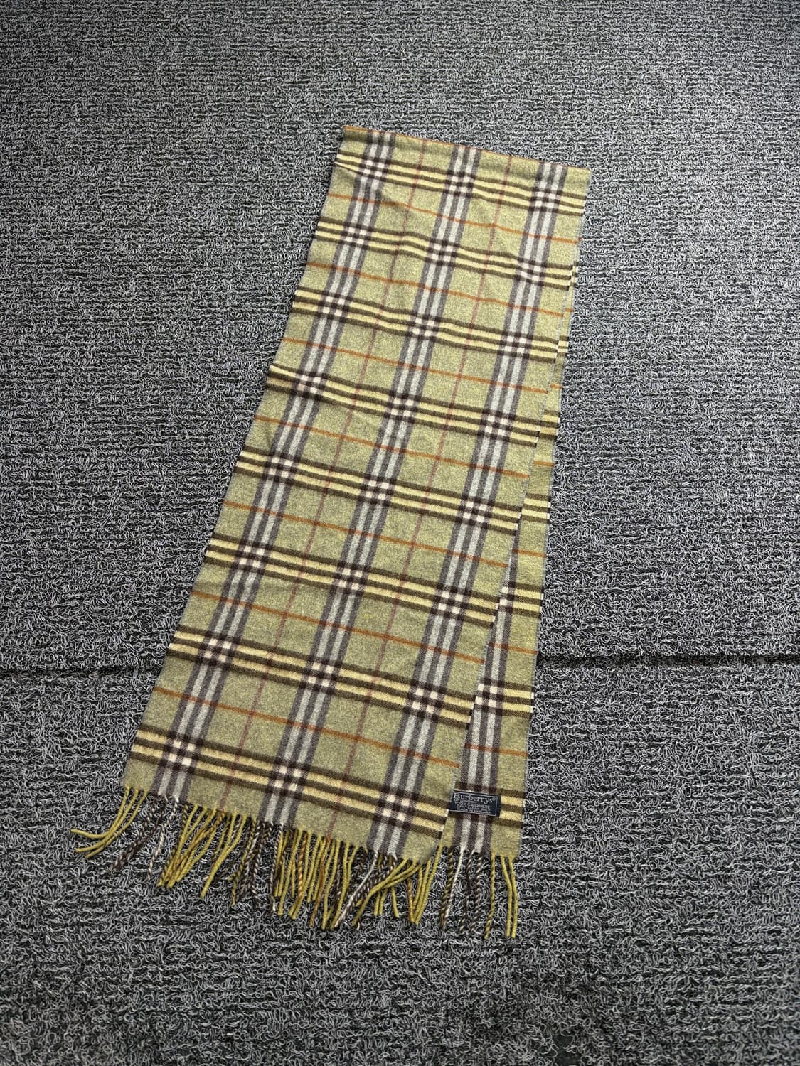 버버리 캐시미어 노바 체크 머플러 3073 상품이미지5