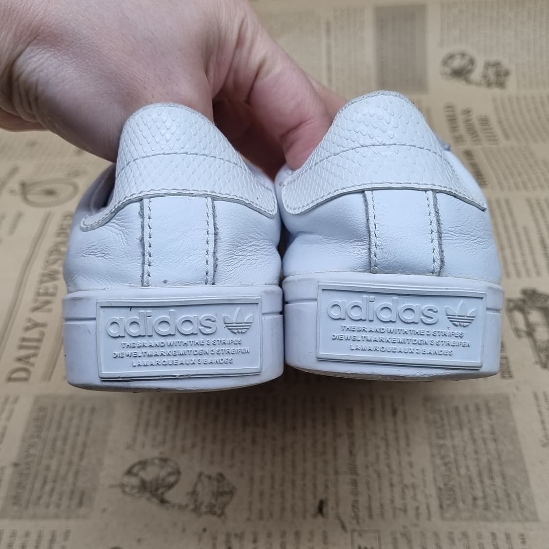 아디다스 코트밴티지 여성스니커즈 225 상품이미지4