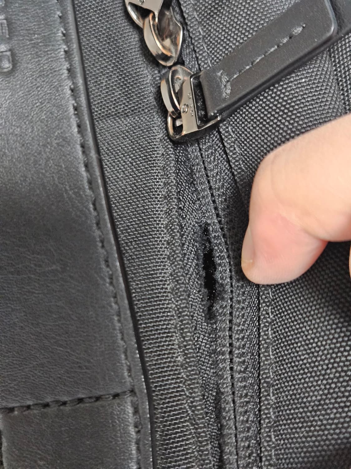 샘소나이트 레드 틸로우 백팩 상품이미지9