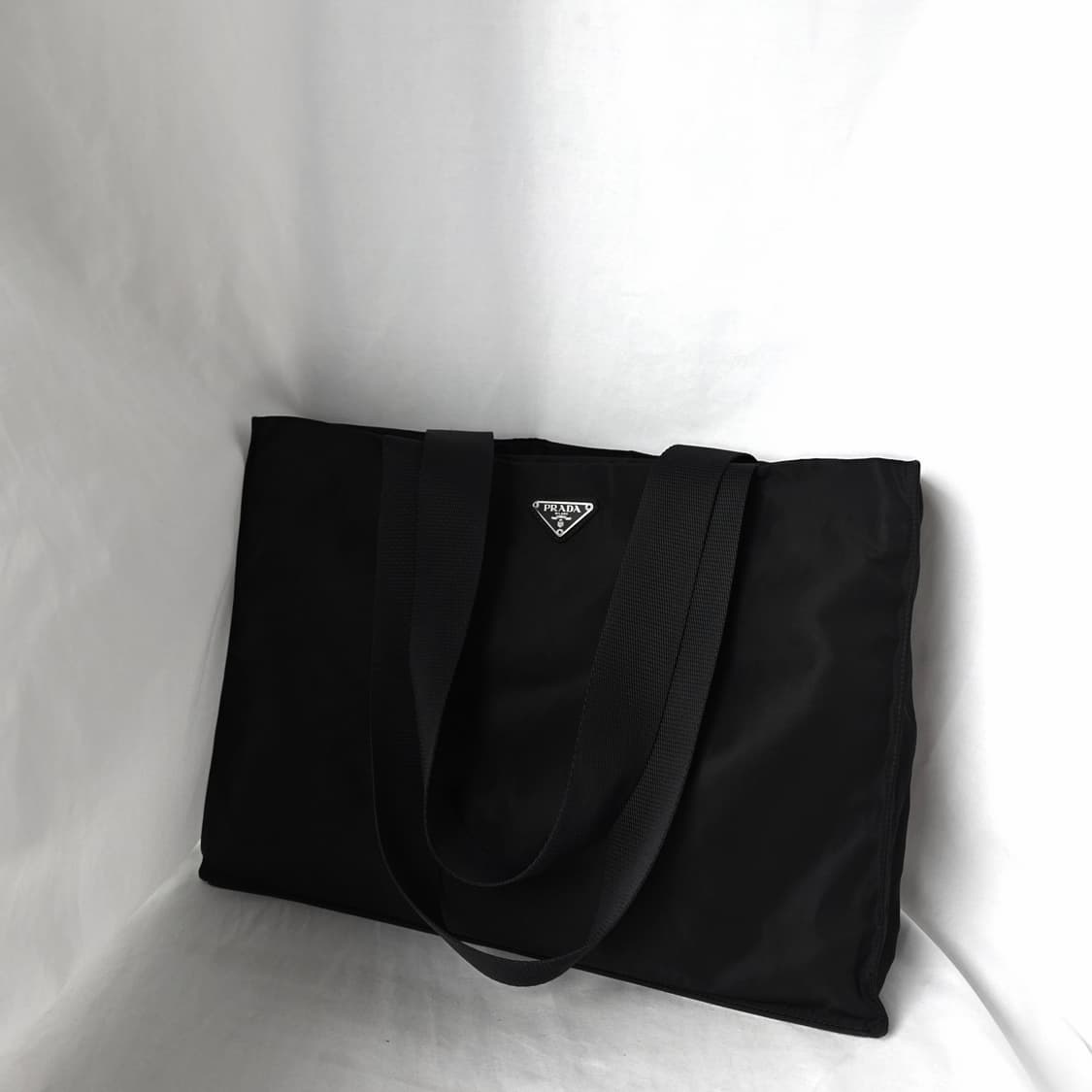 [정품 PRADA] 프라다 직사각 나일론 쇼퍼백 숄더백 라지 남녀공용 상품이미지2