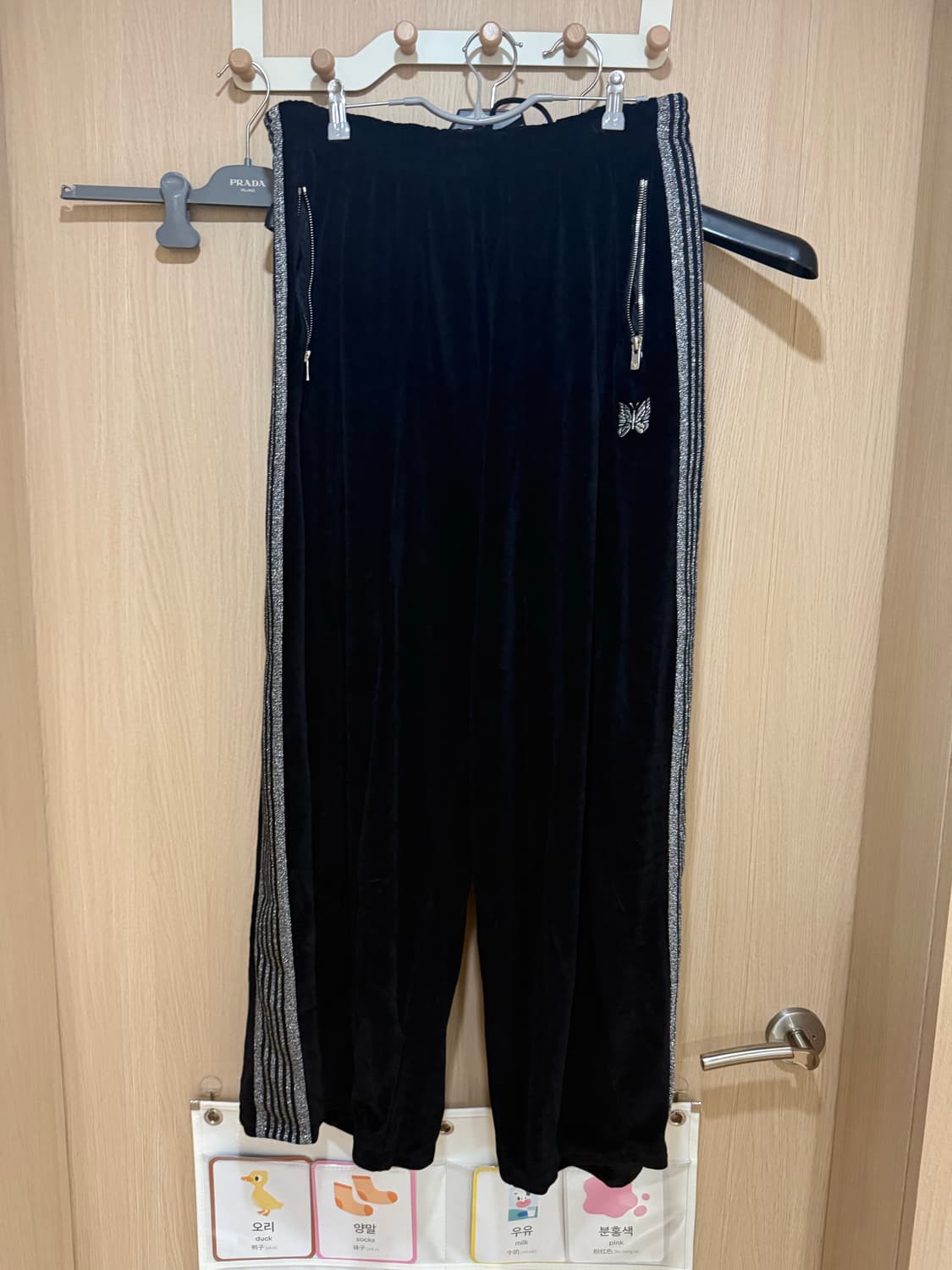 니들스 x LHP H.D. 트랙 팬츠 C/PE 벨루어 블랙 상품이미지1