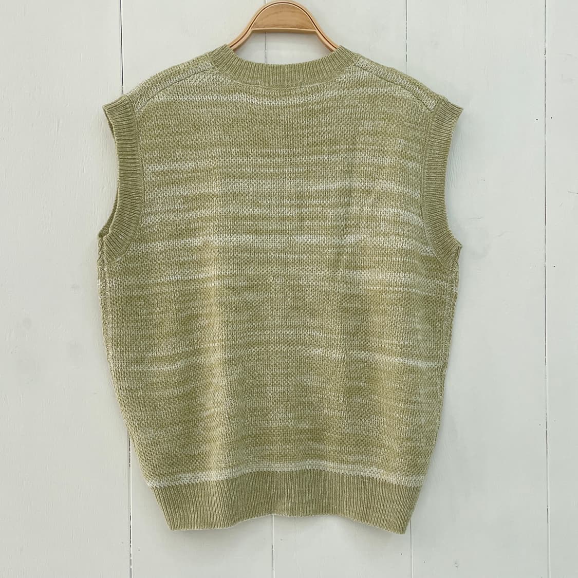 KIIMUIR[키뮤어] 그라데이션 브이넥 니트 베스트 상품이미지3