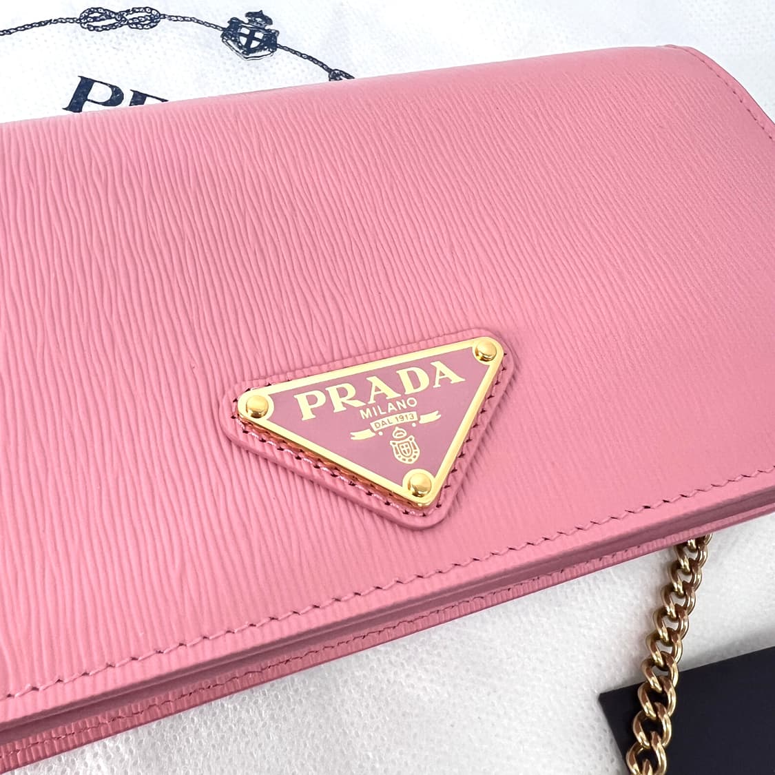 프라다 비텔로 무브 삼각로고 WOC 크로스백 (1DH044) 상품이미지6