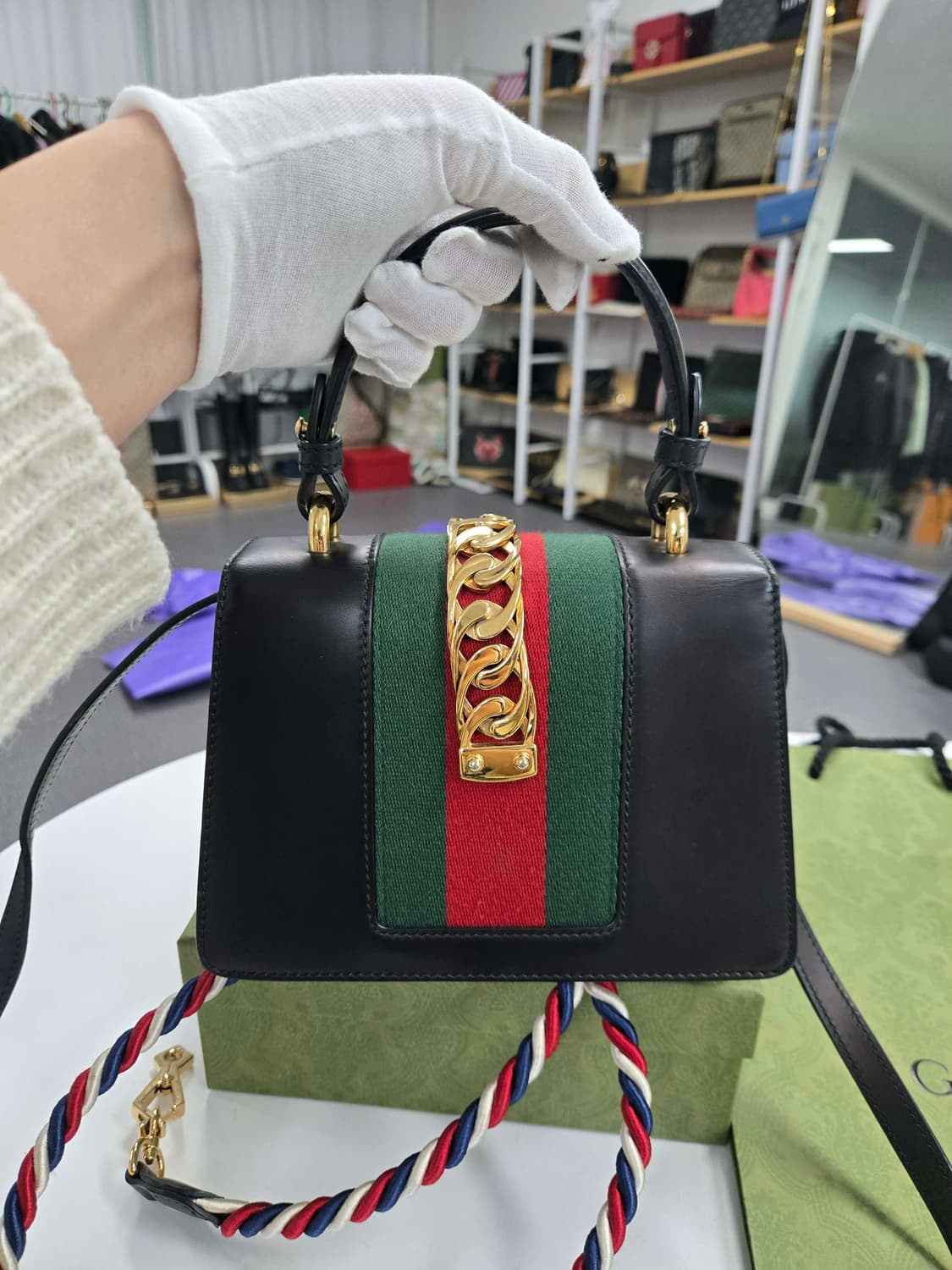 [40%할인] 구찌 실비백 크로스백 상품이미지3