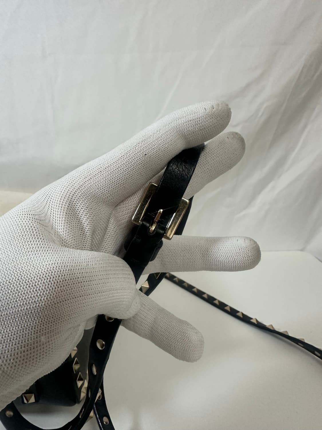 발렌티노 락스터드 카메라백 블랙 (OS) 상품이미지6