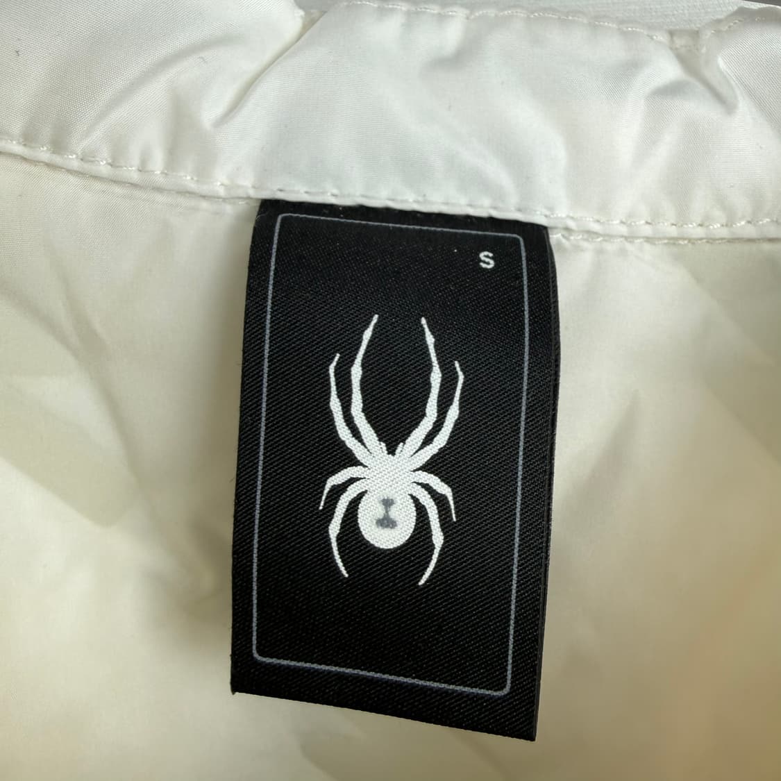 (S) 스파이더 우먼스 러닝 구스다운 베스트 화이트 상품이미지3