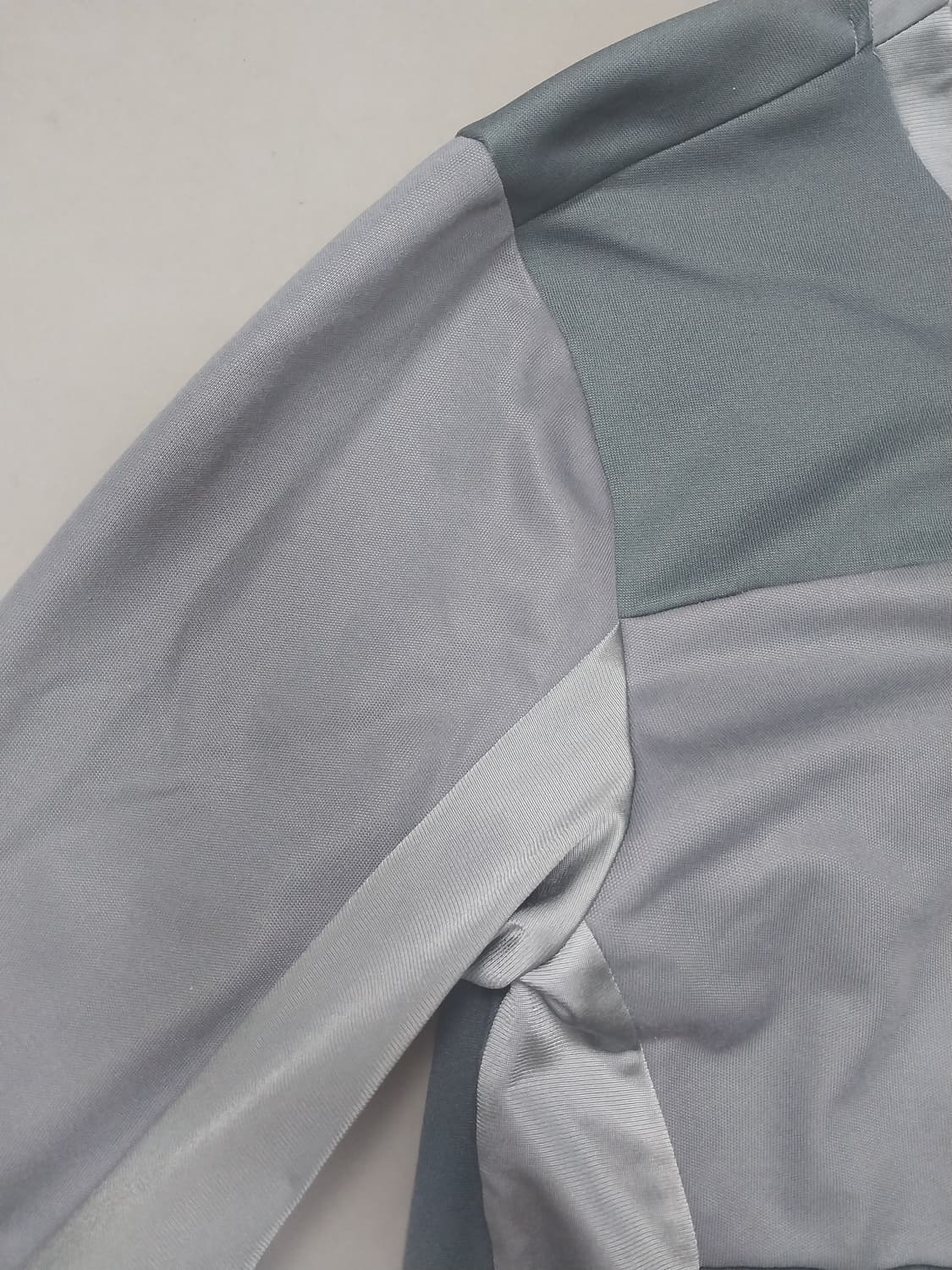 [105] 아디다스 오리지널 x 화이트마운티니어링 트랙탑 가디건 자켓 상품이미지4