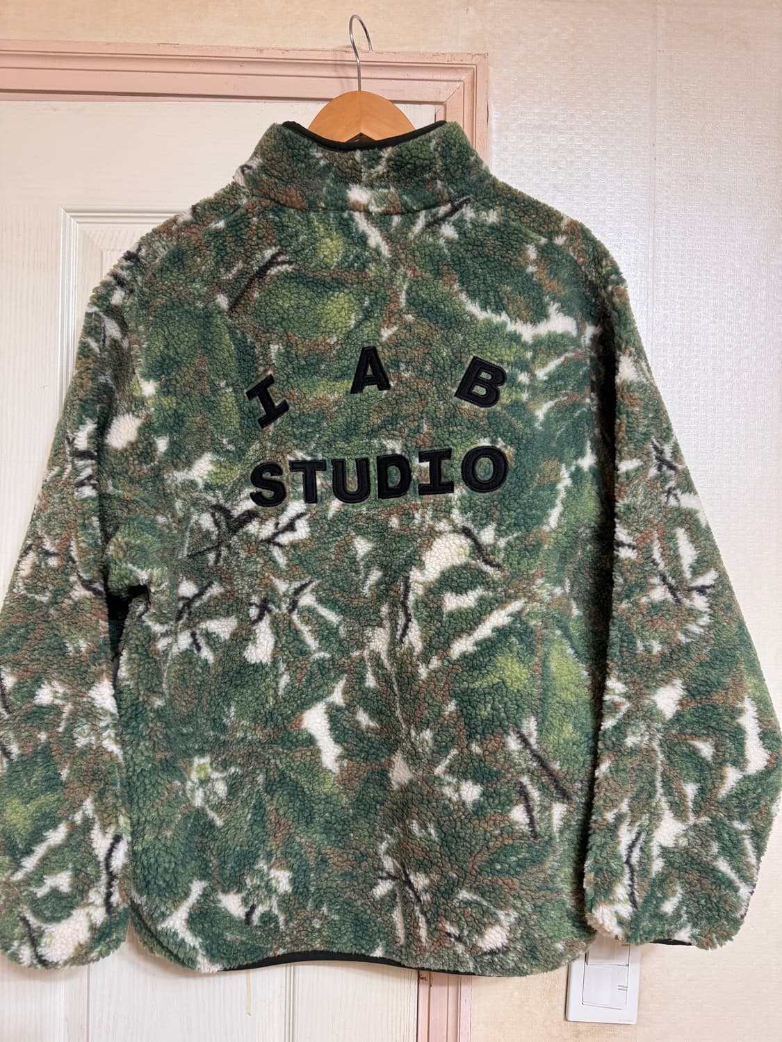 아이앱 스튜디오 x 헬리녹스 자카드 하프 집업 북한산(L) 상품이미지2