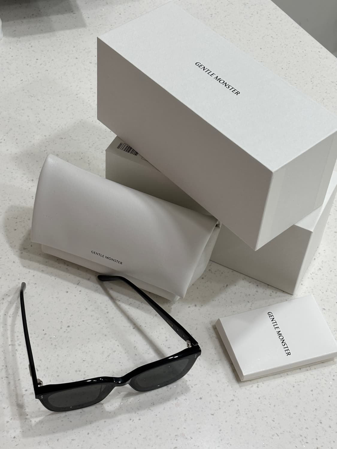 젠틀몬스터 tote 토트 블랙 선글라스 상품이미지7