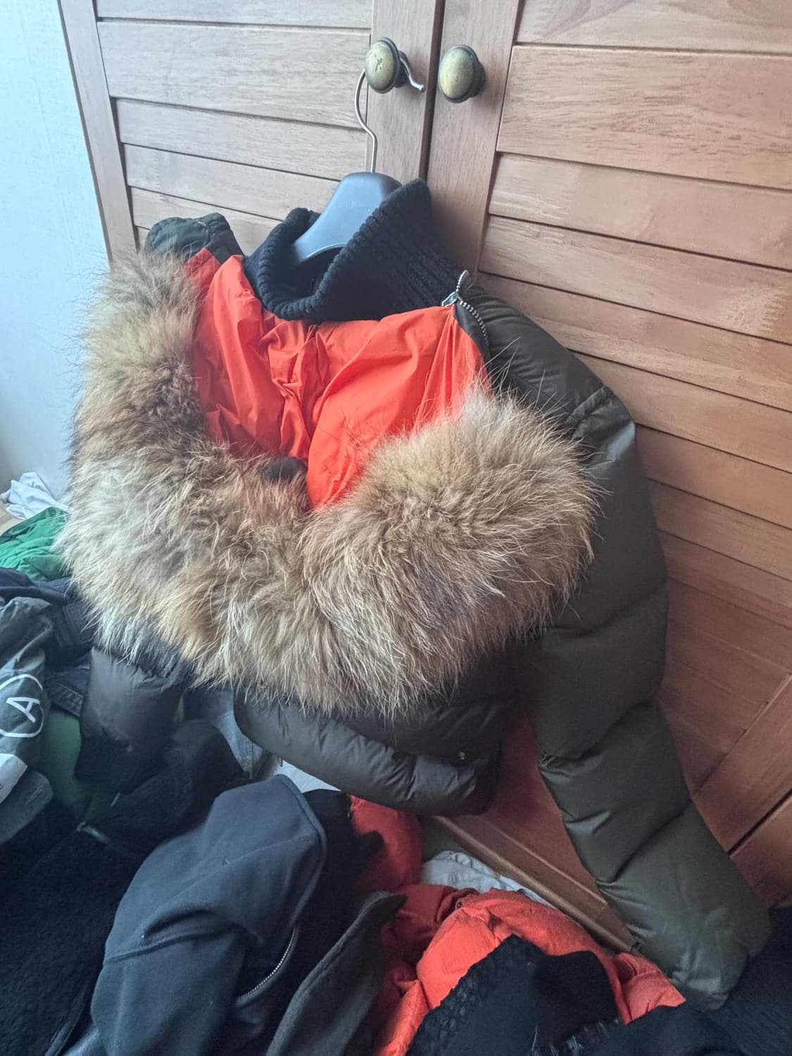 디스퀘어드2 라쿤퍼패딩 매장제품 48시이즈 상품이미지10