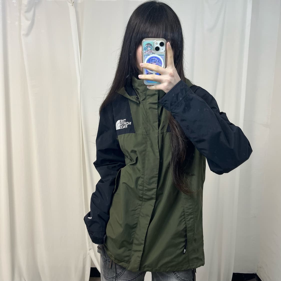 The North Face khaki DryVent windbreaker 상품이미지1