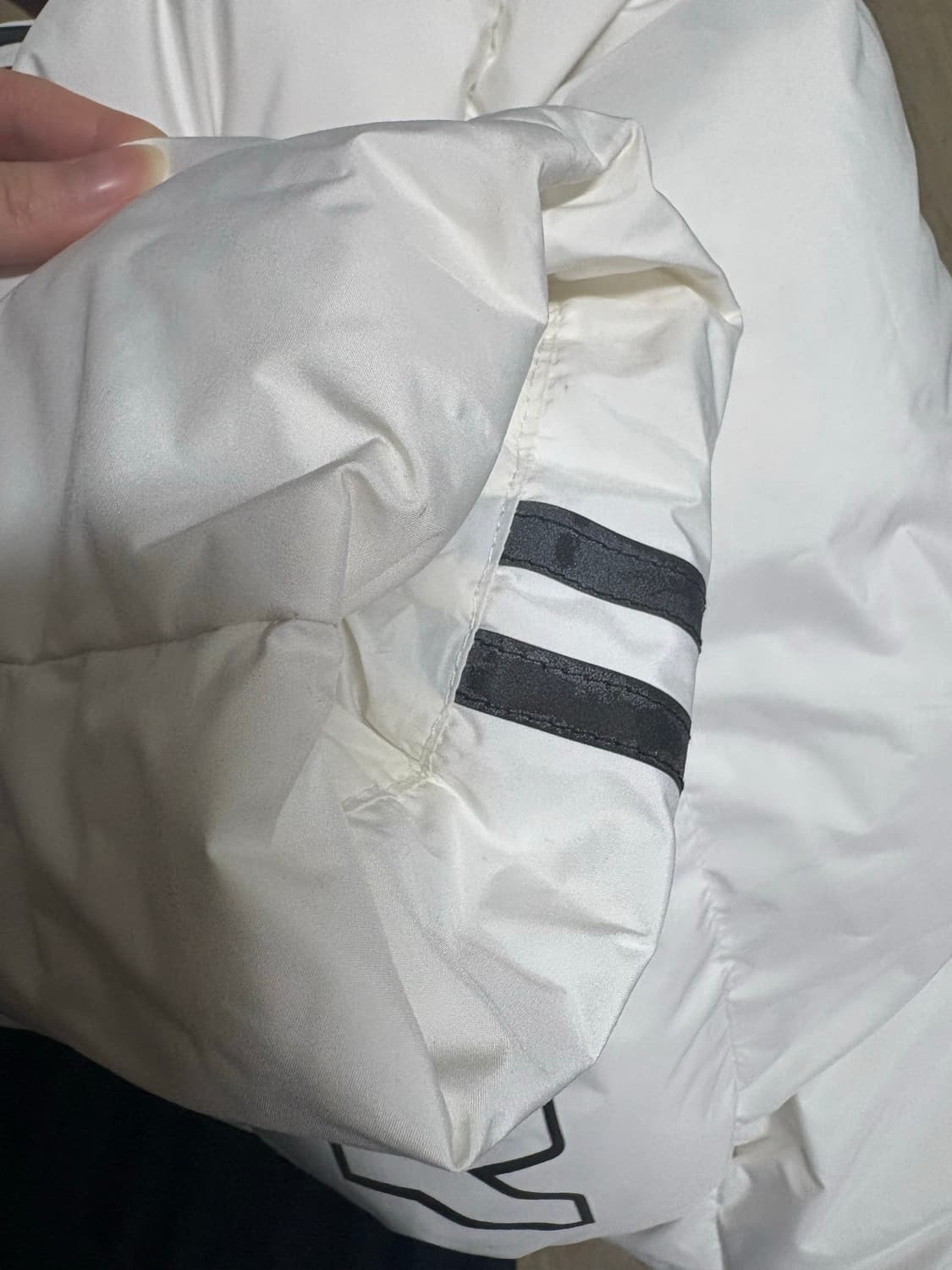 널디 화이트 롱패딩 M사이즈 상태 정말 깨끗해요 상품이미지6