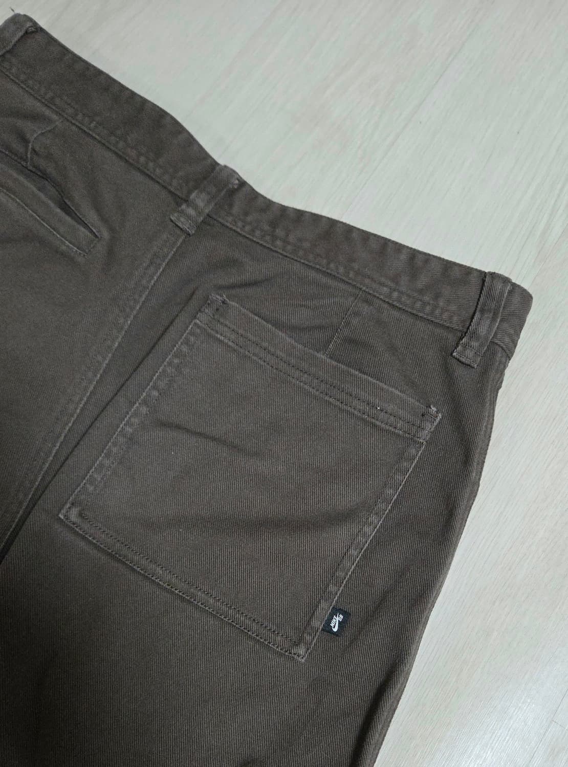 (착샷) 나이키 SB 이셔드 스케이트 워크 팬츠 상품이미지4