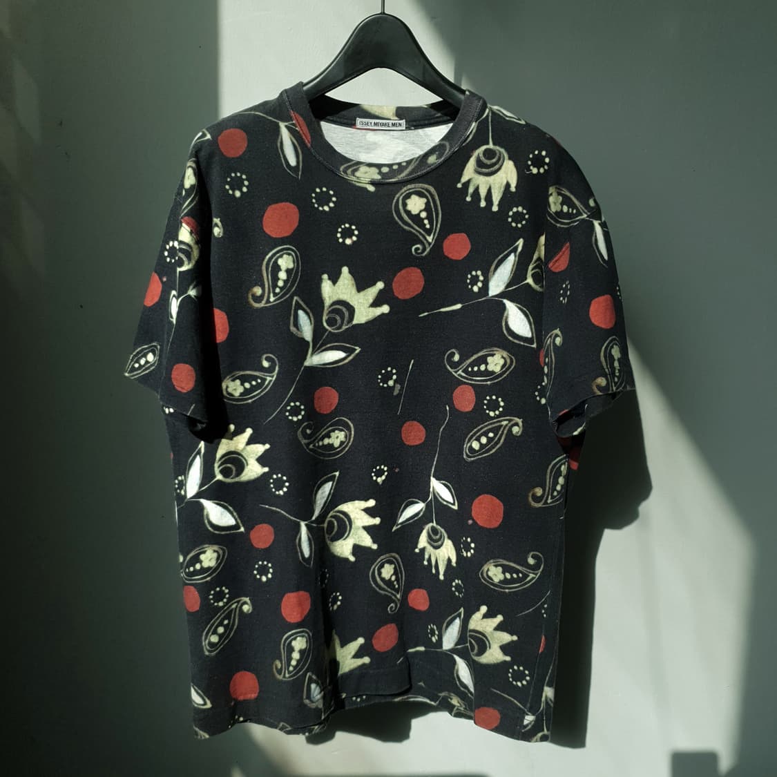 01A/W Issey Miyake Men Ethnic print tee 상품이미지1