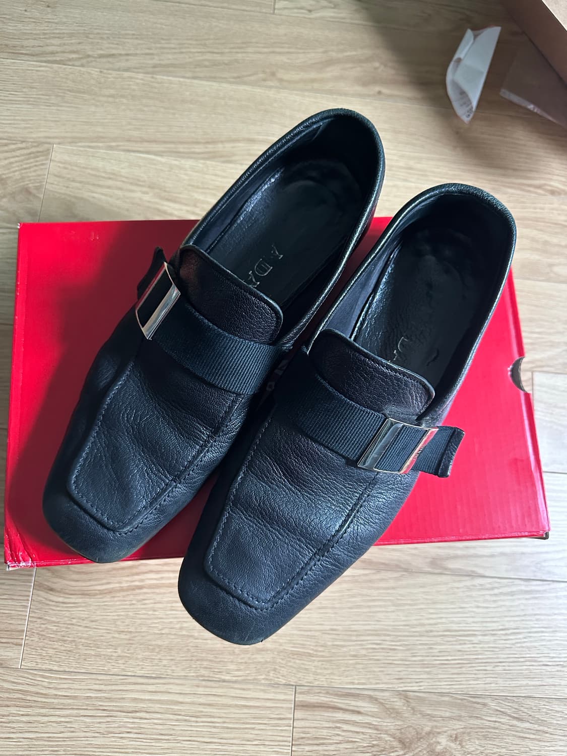 프라다 버클 로퍼 uk7 상품이미지3