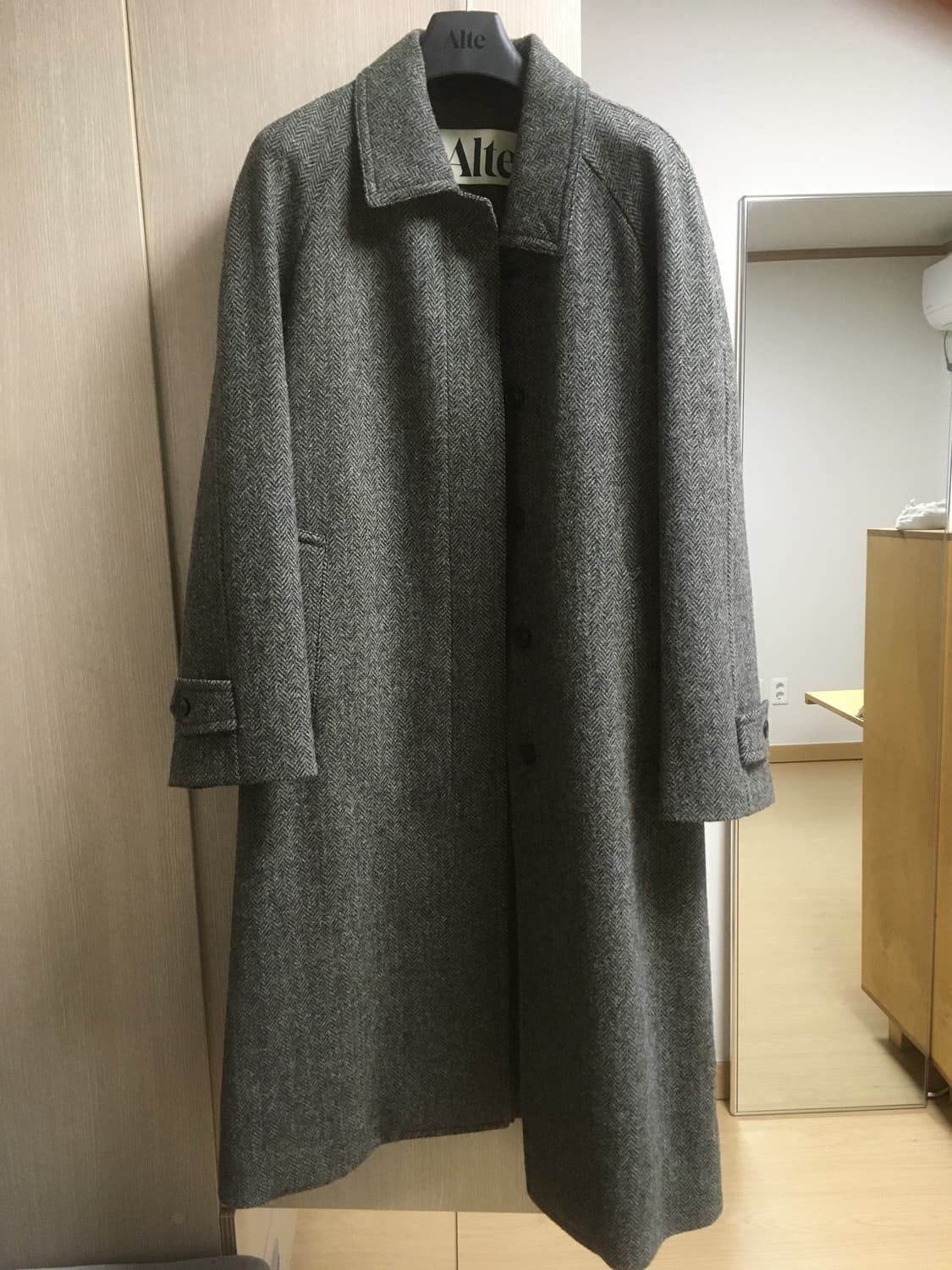 알테(Alte) 헤링본 울 롱코트 상품이미지6