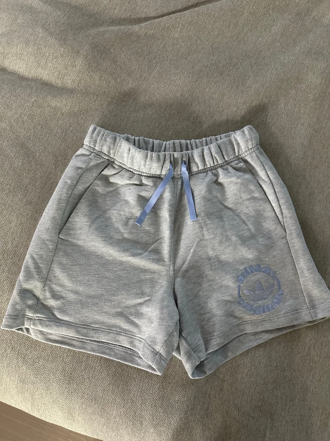 아디다스 반바지 새상품 상품이미지1