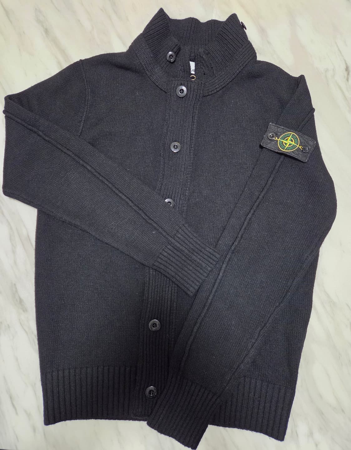 스톤아일랜드 집업 니트 상품이미지1