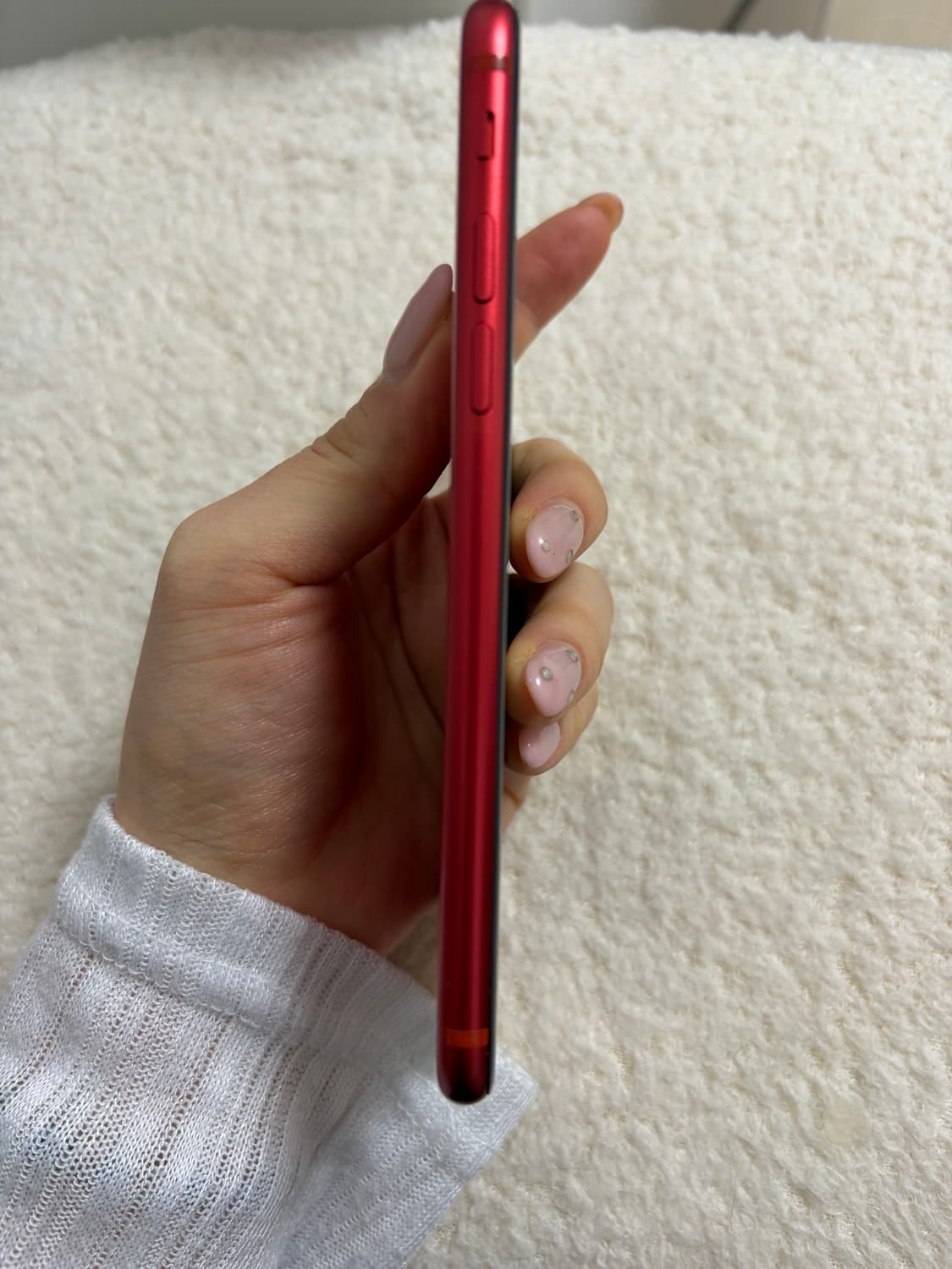 아이폰 SE 64기가 프로덕트 레드 색상 + 리락쿠마 케이스 상품이미지5