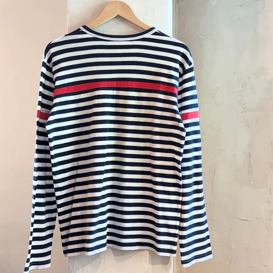 꼼데가르송 단가라 티셔츠 상품이미지3